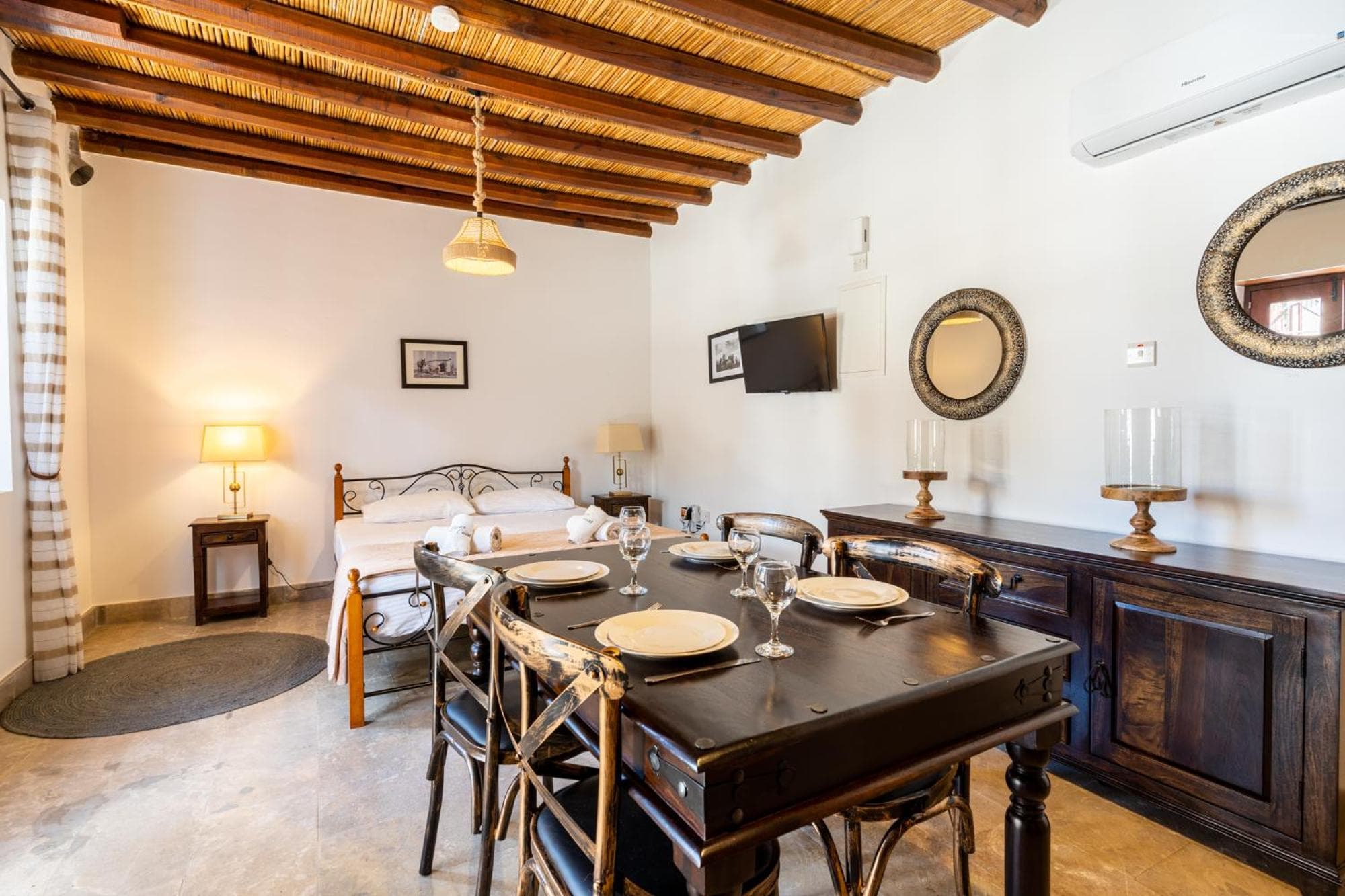 Stone Court Boutique Studios, Paphos City, photo 6