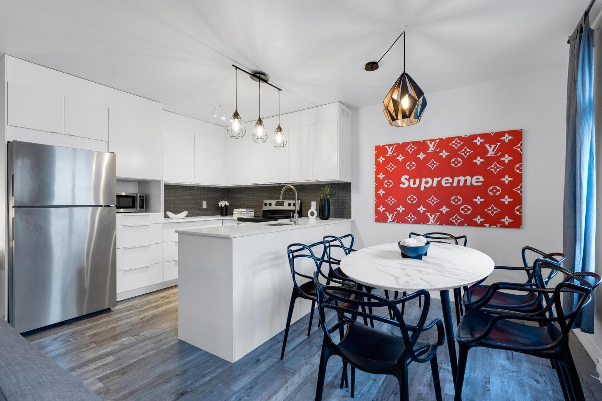 LiV MTL Urban Spacious Group Suites Near Downtown Montreal, Montréal, photo 6