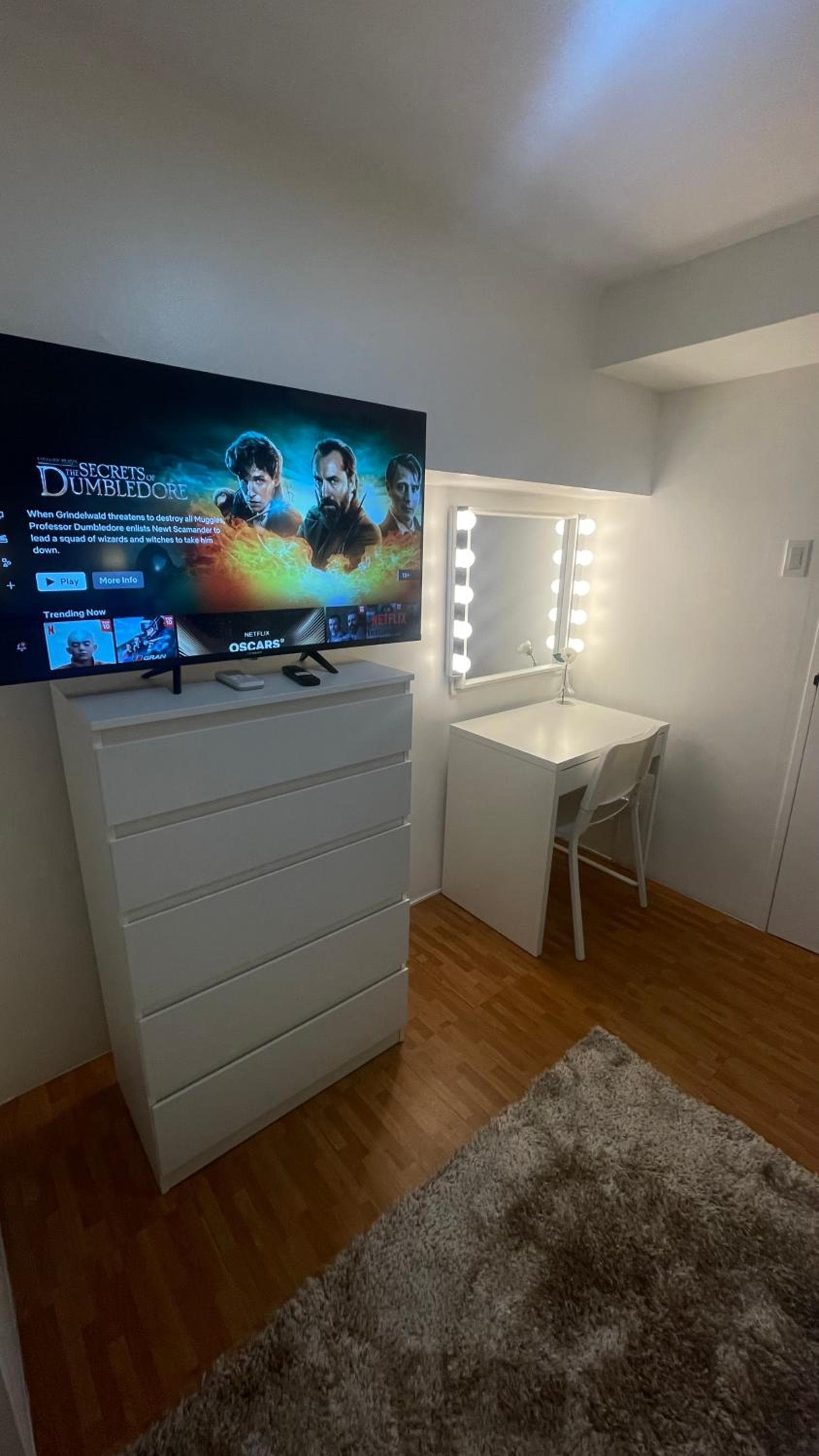 Modern Condo for Couple with Wi-Fi, Netflix & Kitchen, 1 min to MRT Boni, Manila, photo 5