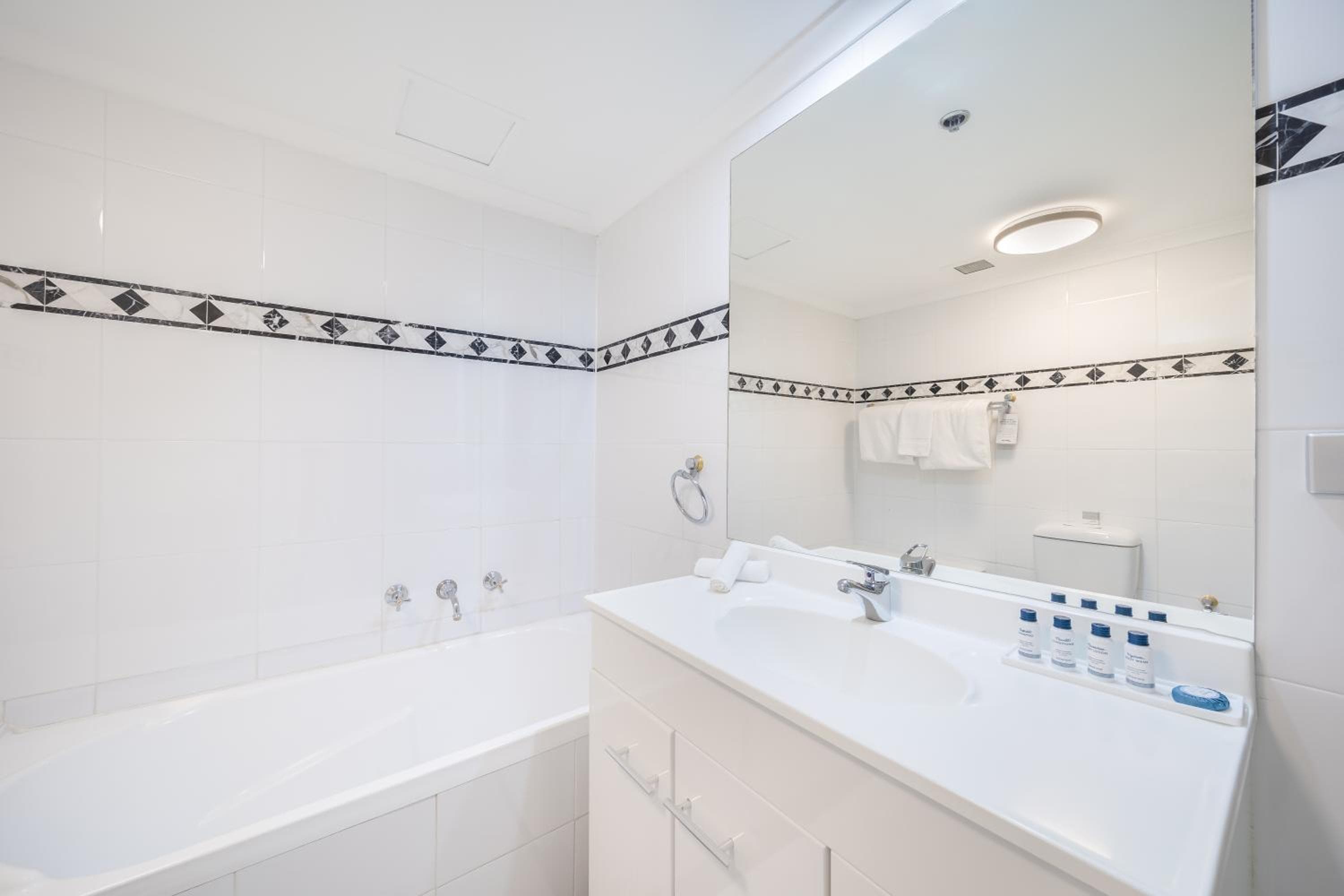 Oaks Sydney Castlereagh Suites, Sydney, photo 6