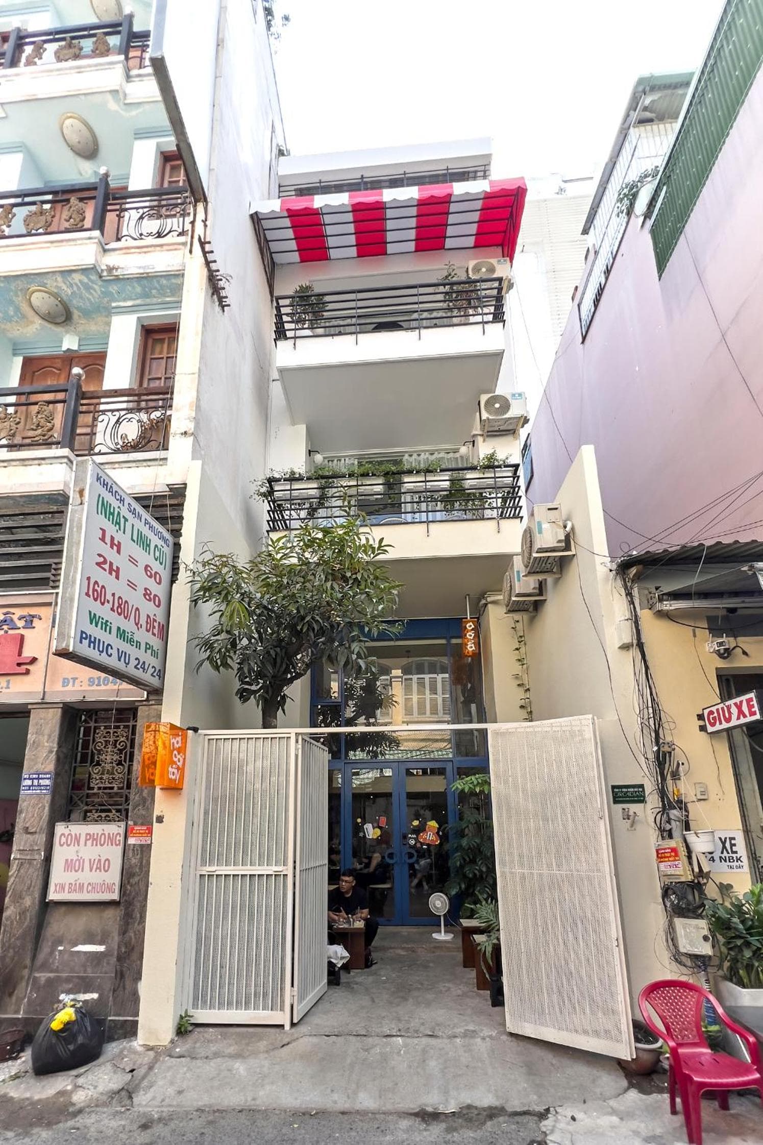 Funky Studios in Central Saigon by CIRCADIAN, Ho Chi Minh City