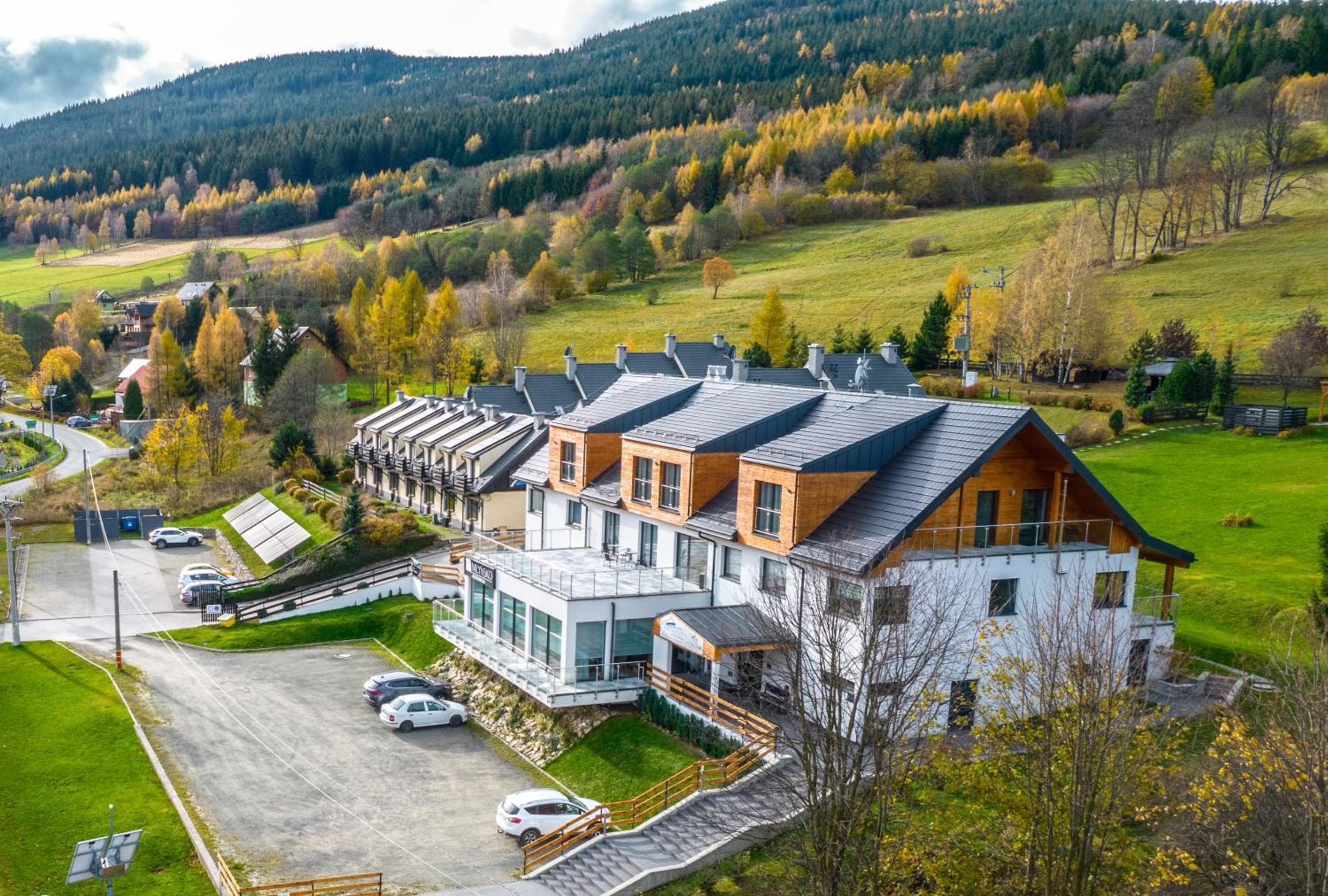 Hotel i Apartamenty pod Śnieżnikiem, Stronie Śląskie