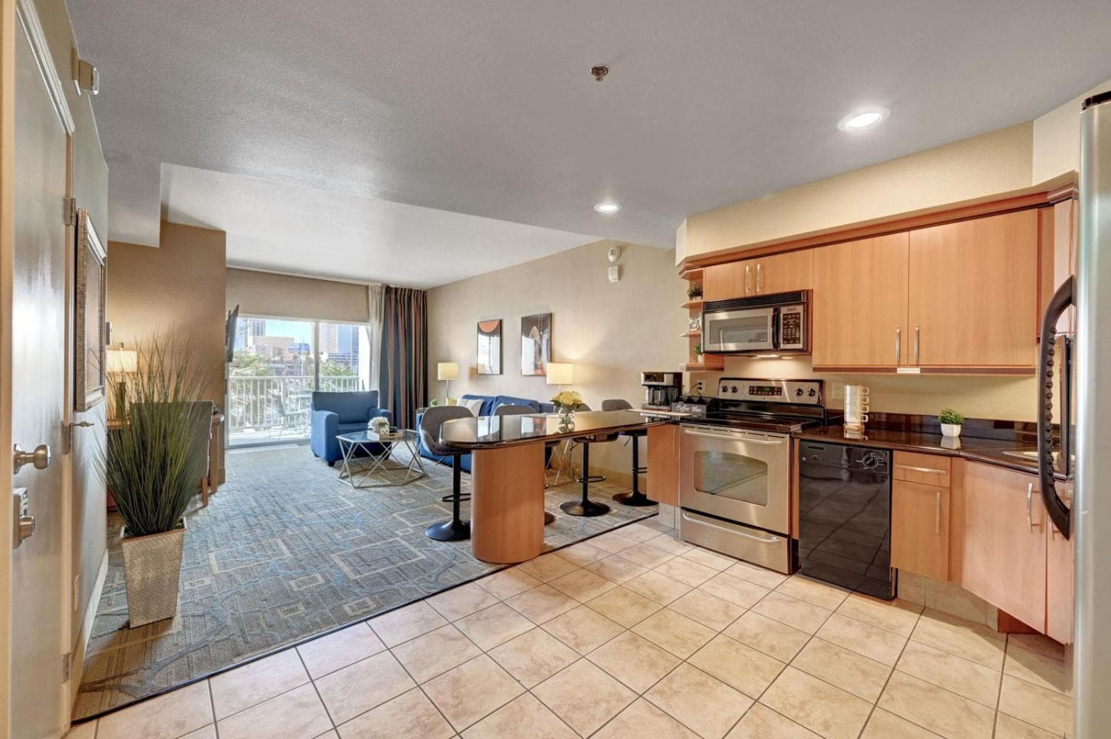 Royal Oasis Suite at Platinum Hotel-Strip Views, Las Vegas, photo 3