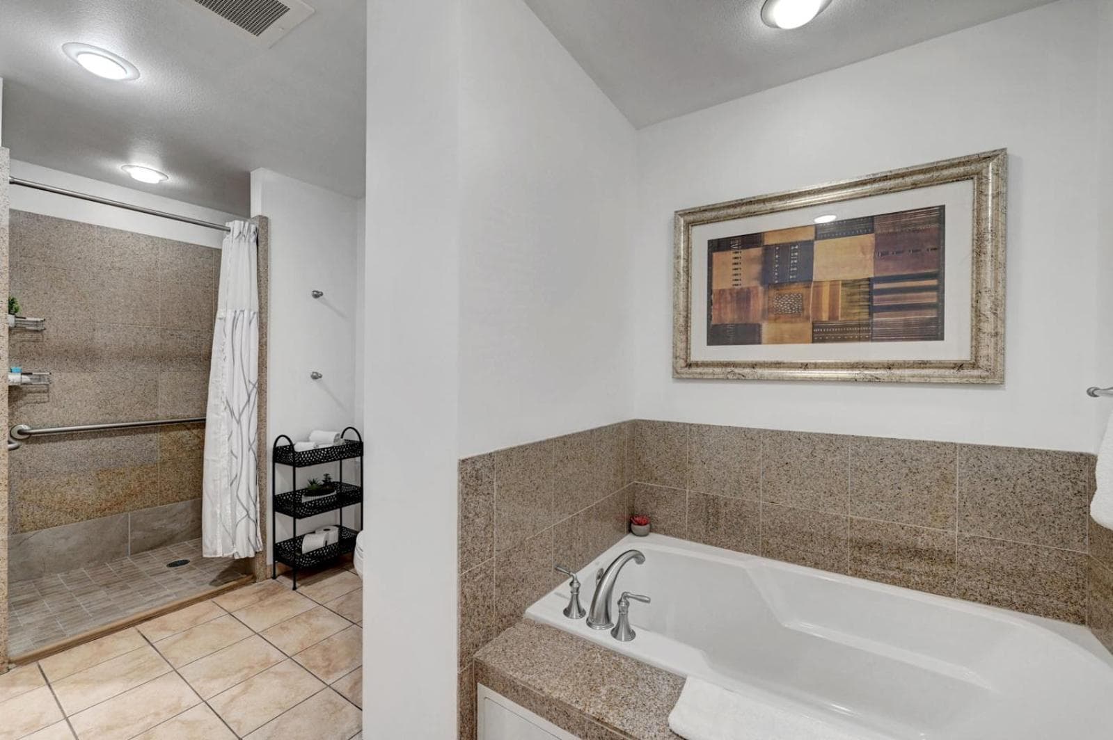 Royal Oasis Suite at Platinum Hotel-Strip Views, Las Vegas, photo 2