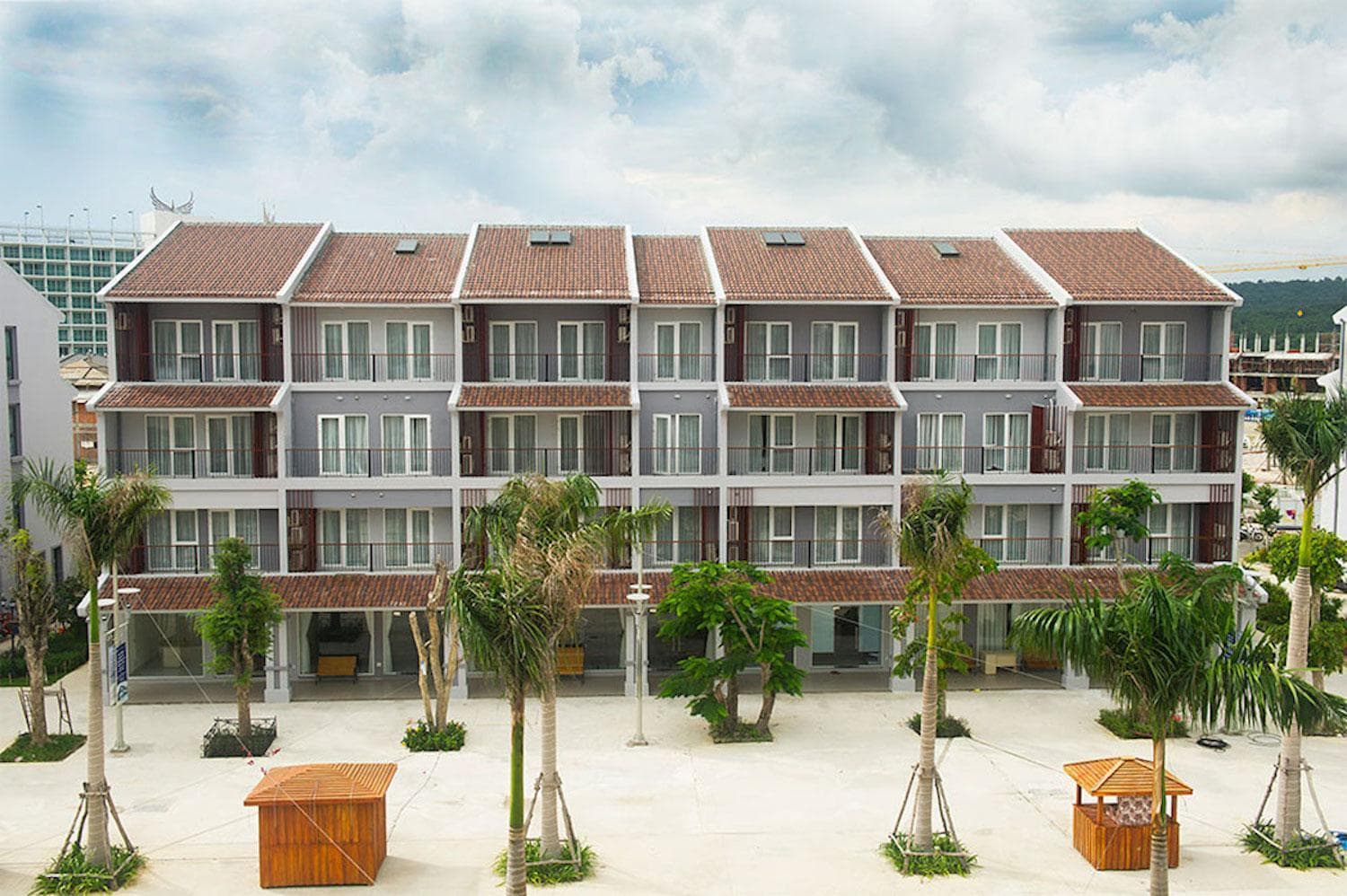 Kosmos Apart Hotel Phu Quoc - Night market & Walkin to beach, Phu Quoc