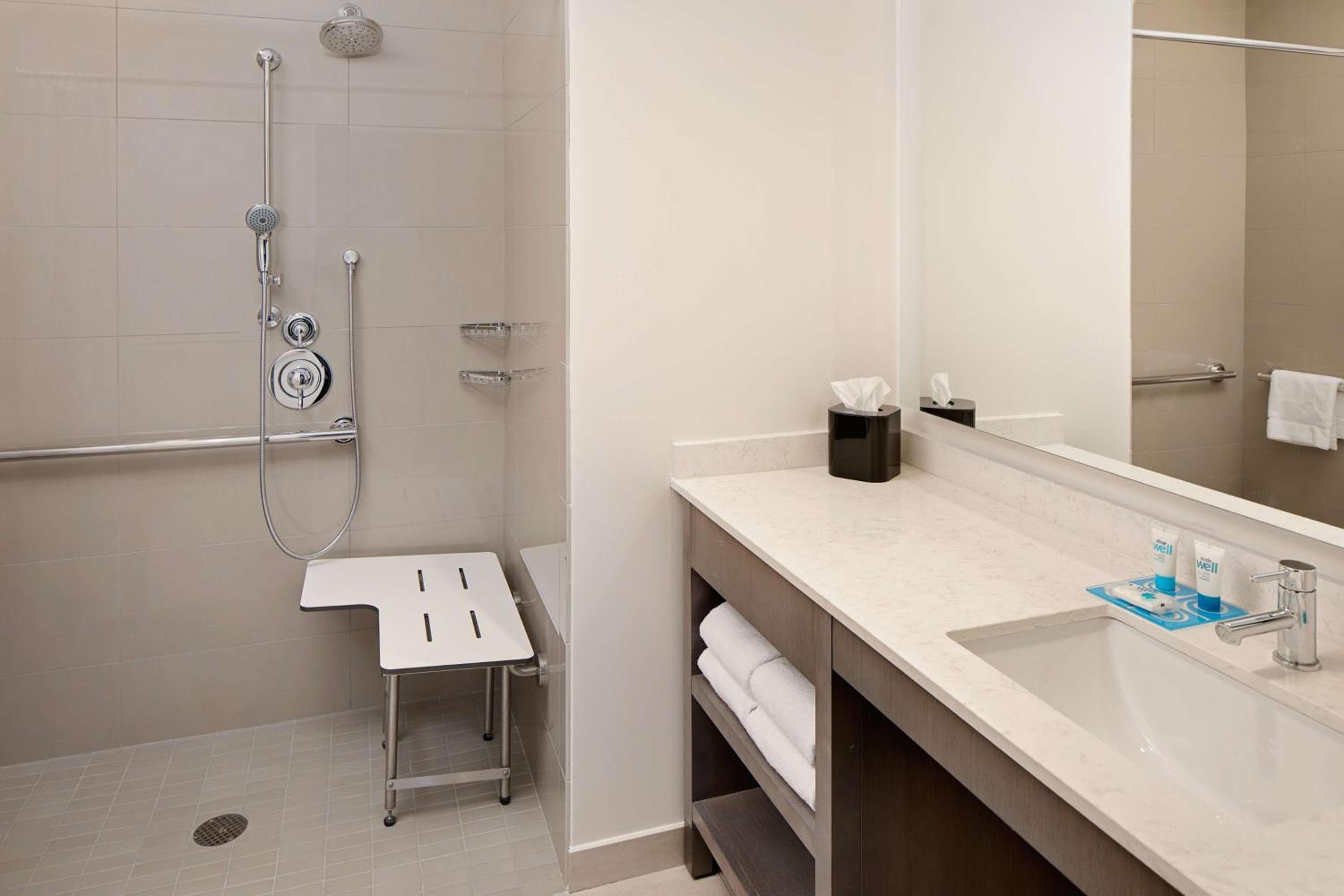 Hyatt House Irvine/John Wayne Airport, Irvine, photo 2