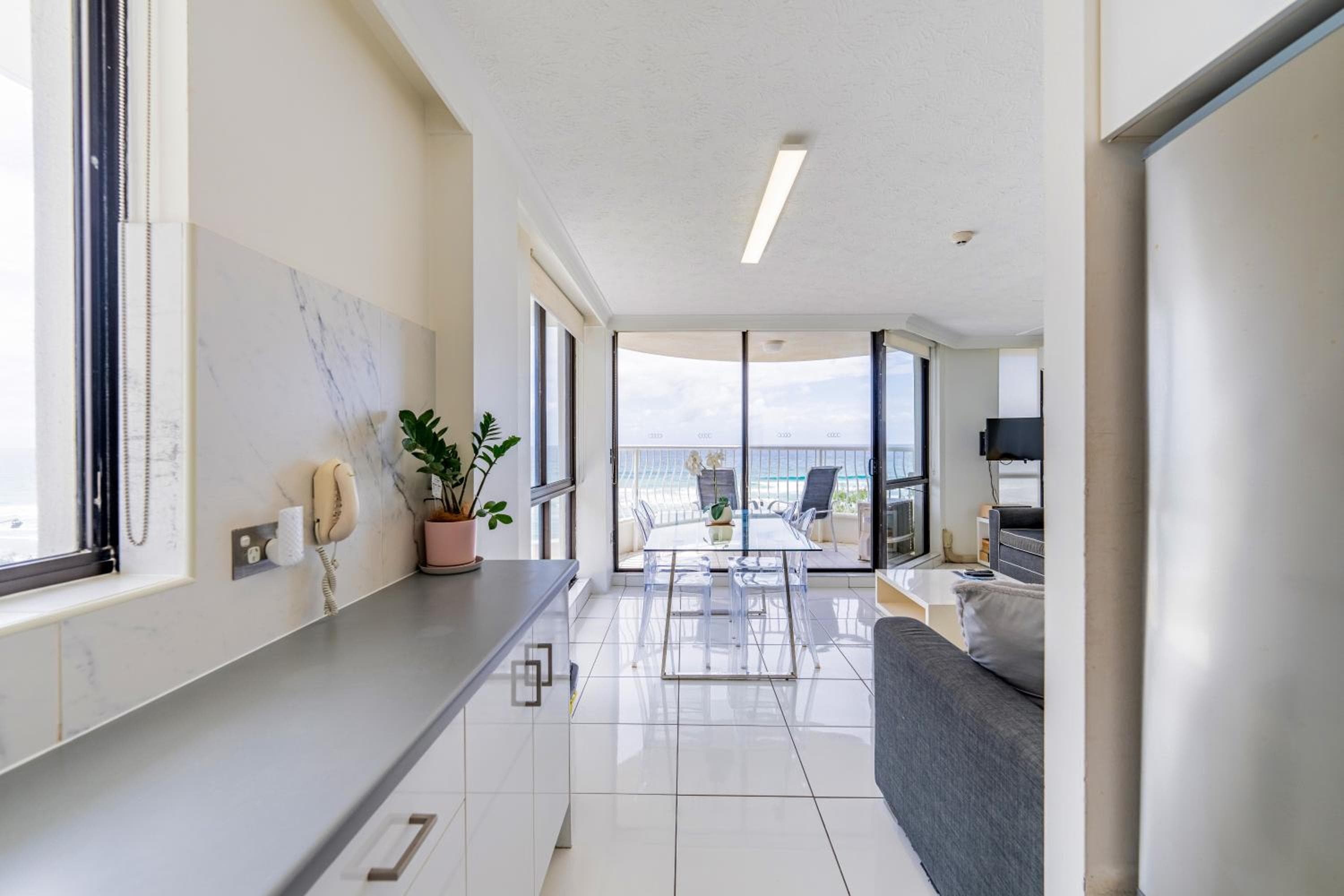 Olympus Beachfront Apartments, Gold Coast, photo 2