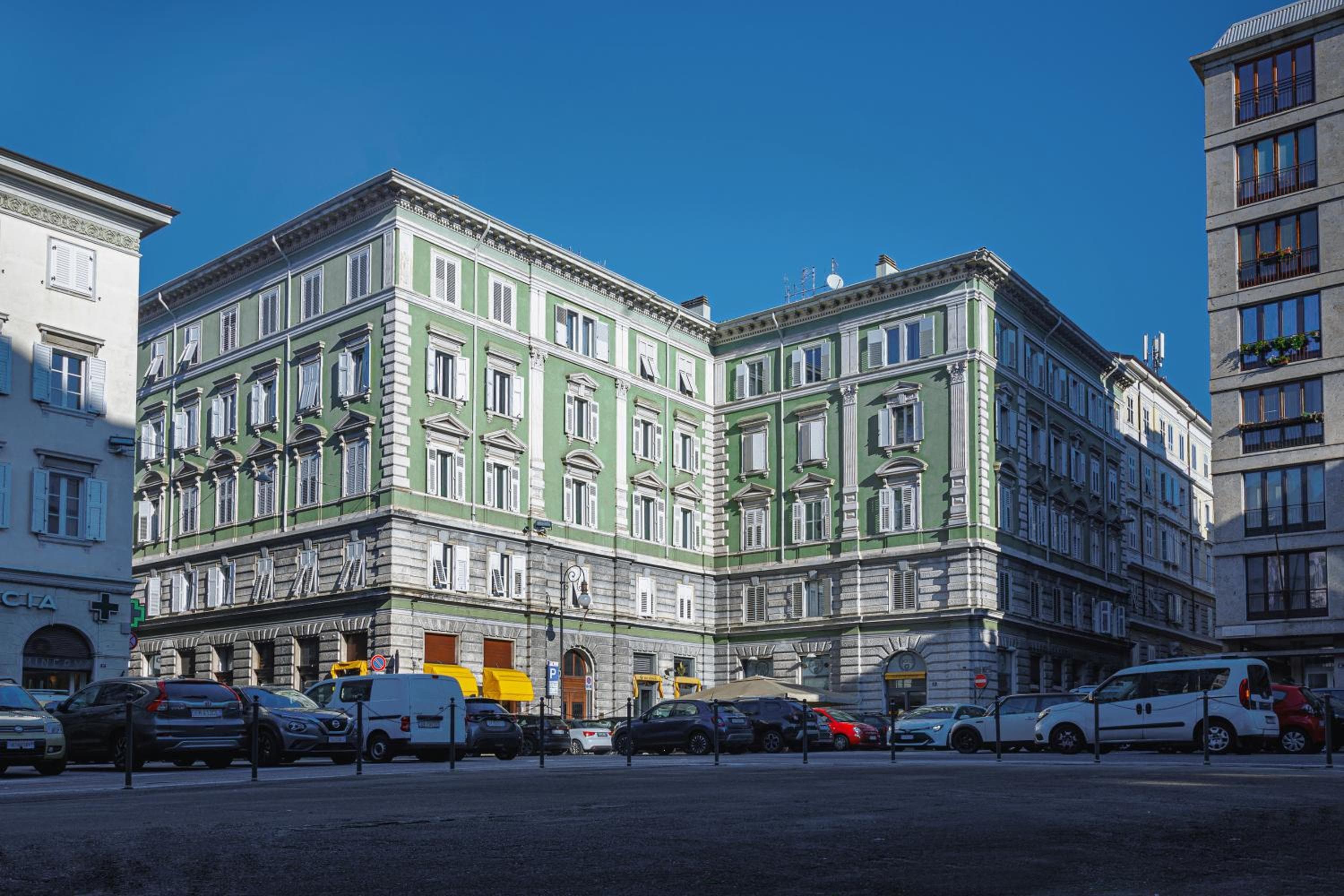Residence Piazza Giotti 8, Trieste
