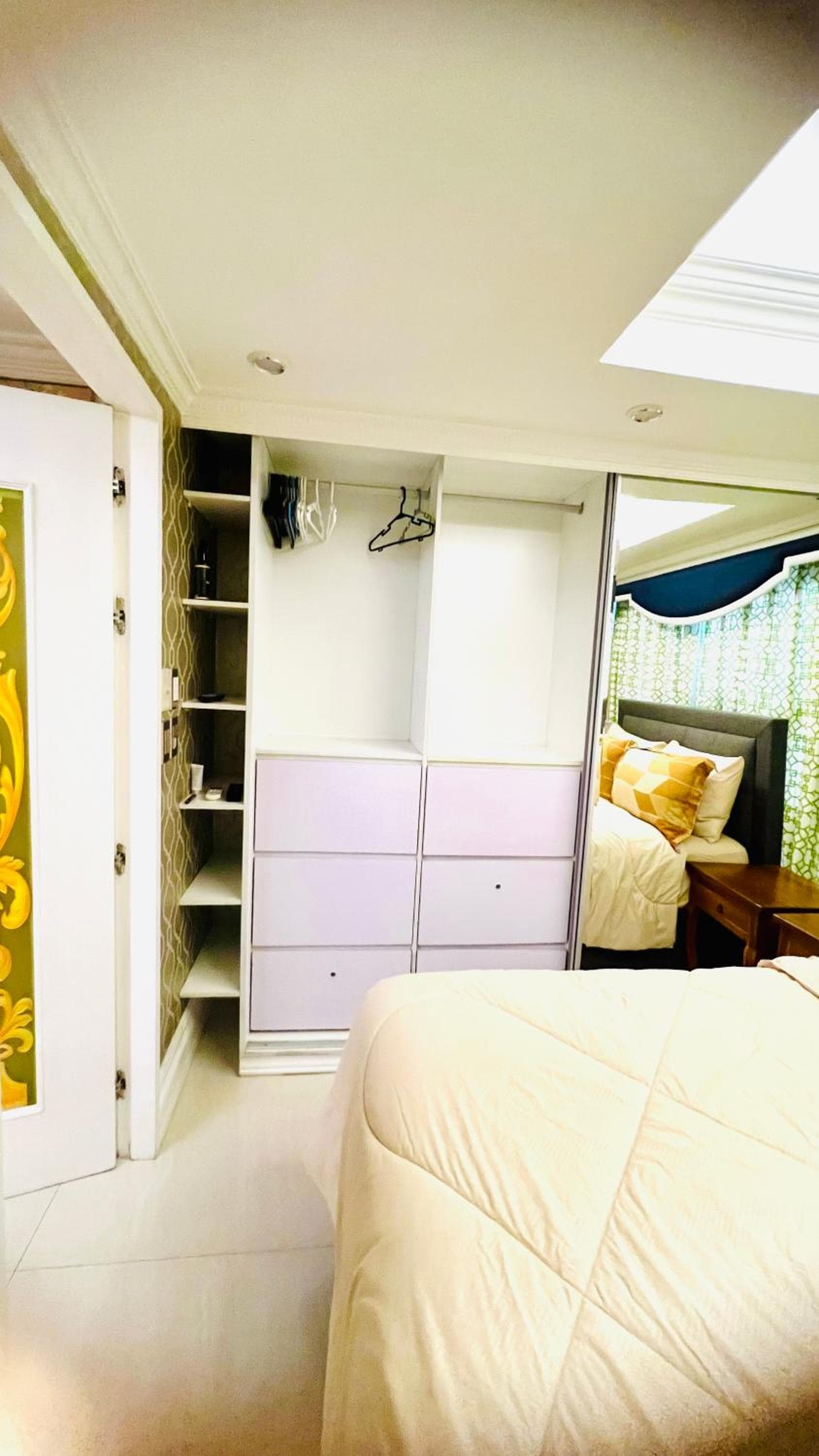 Stylish 1BR, sunset view, netflix, parking, fast Wi-FI, Manila, photo 6