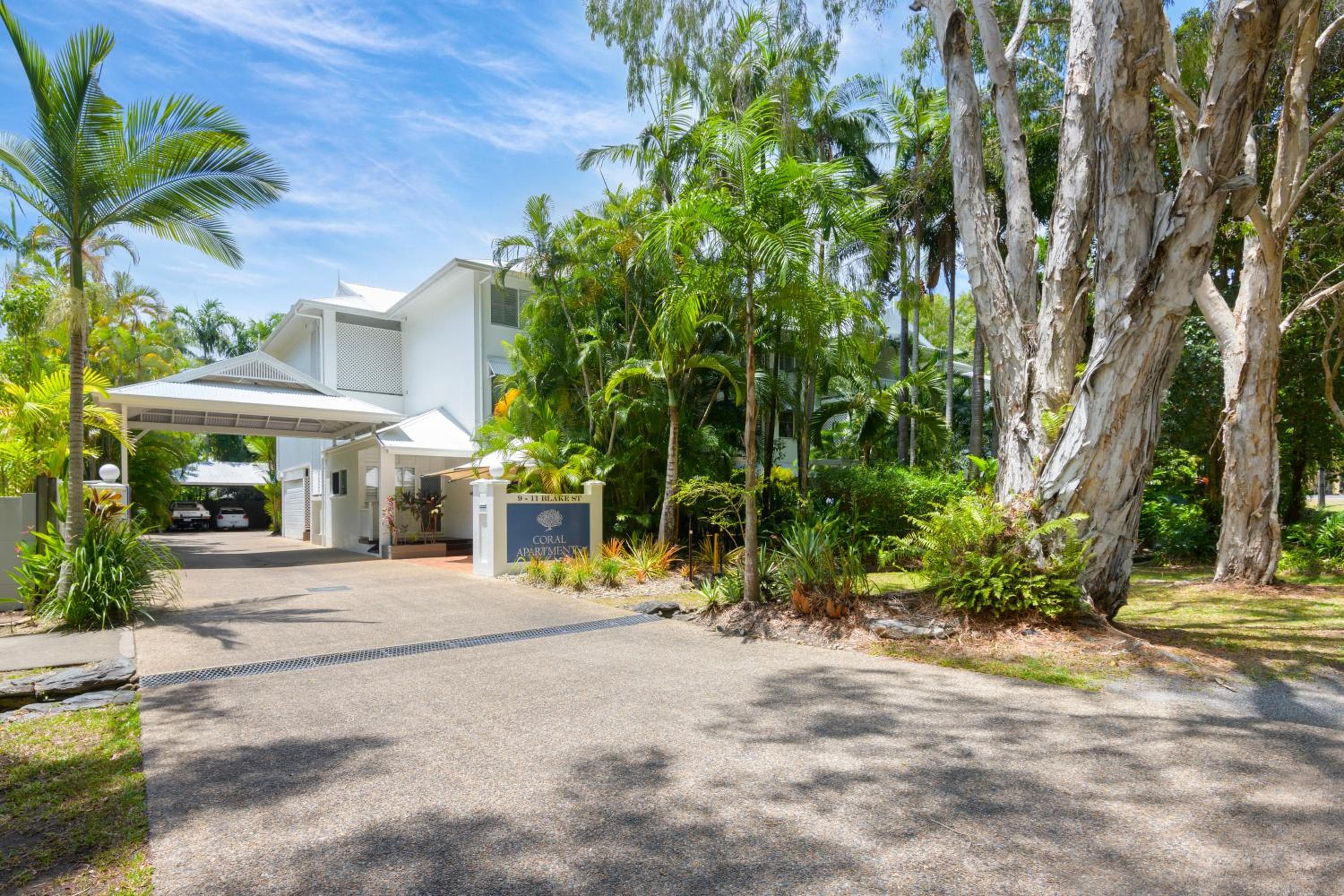 Coral Apartments Port Douglas, Port Douglas
