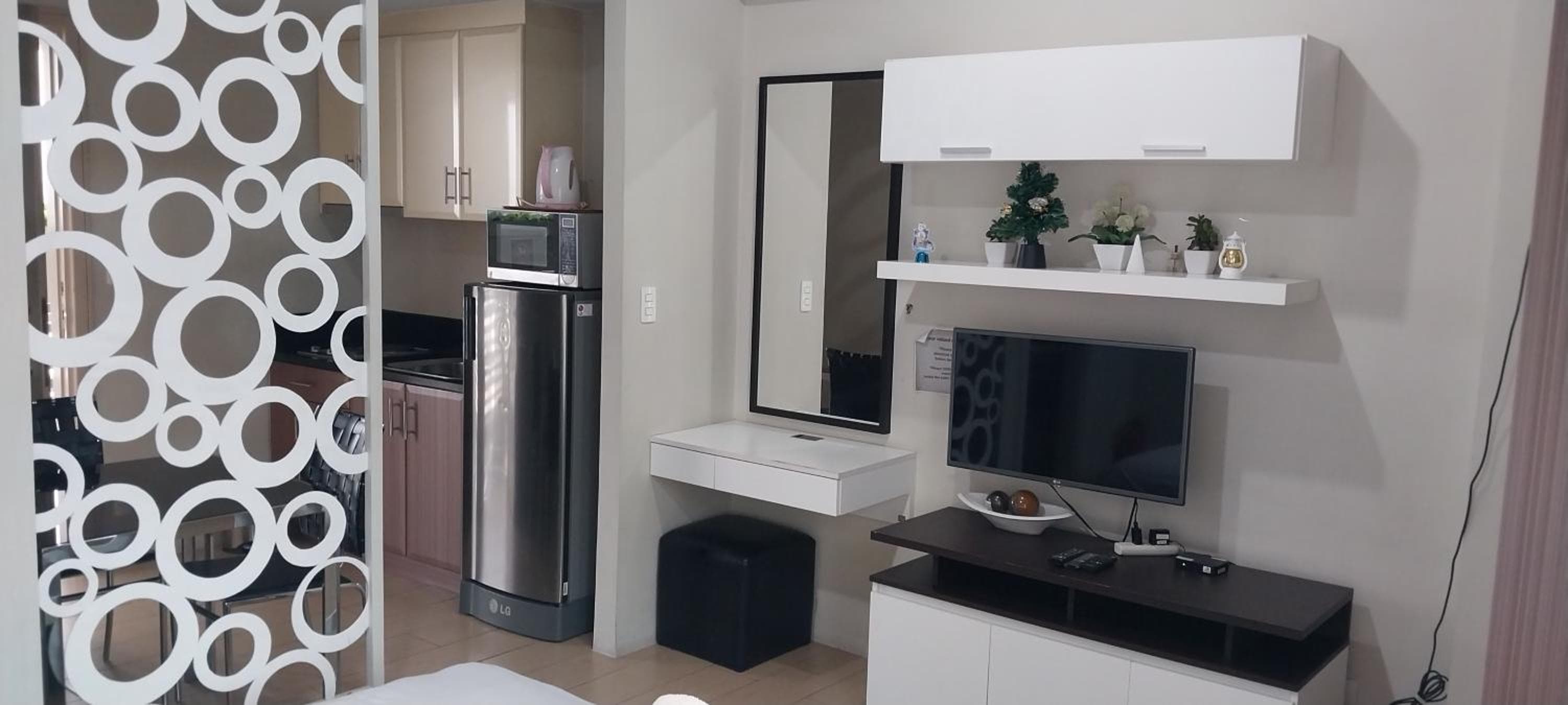 Alps at 150 Newport Blvd Condominum near T3, Manila, photo 5