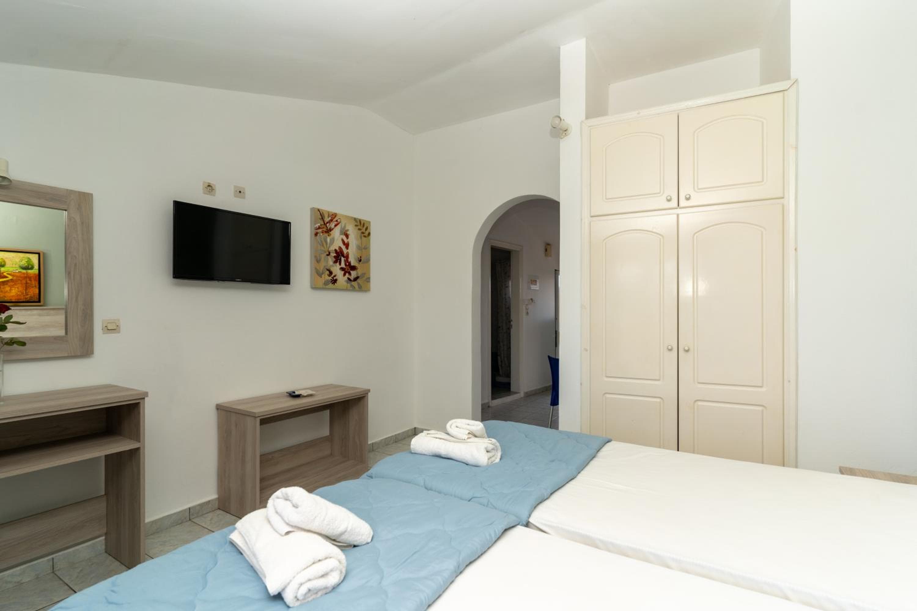 Alex Studios, Laganas, photo 4