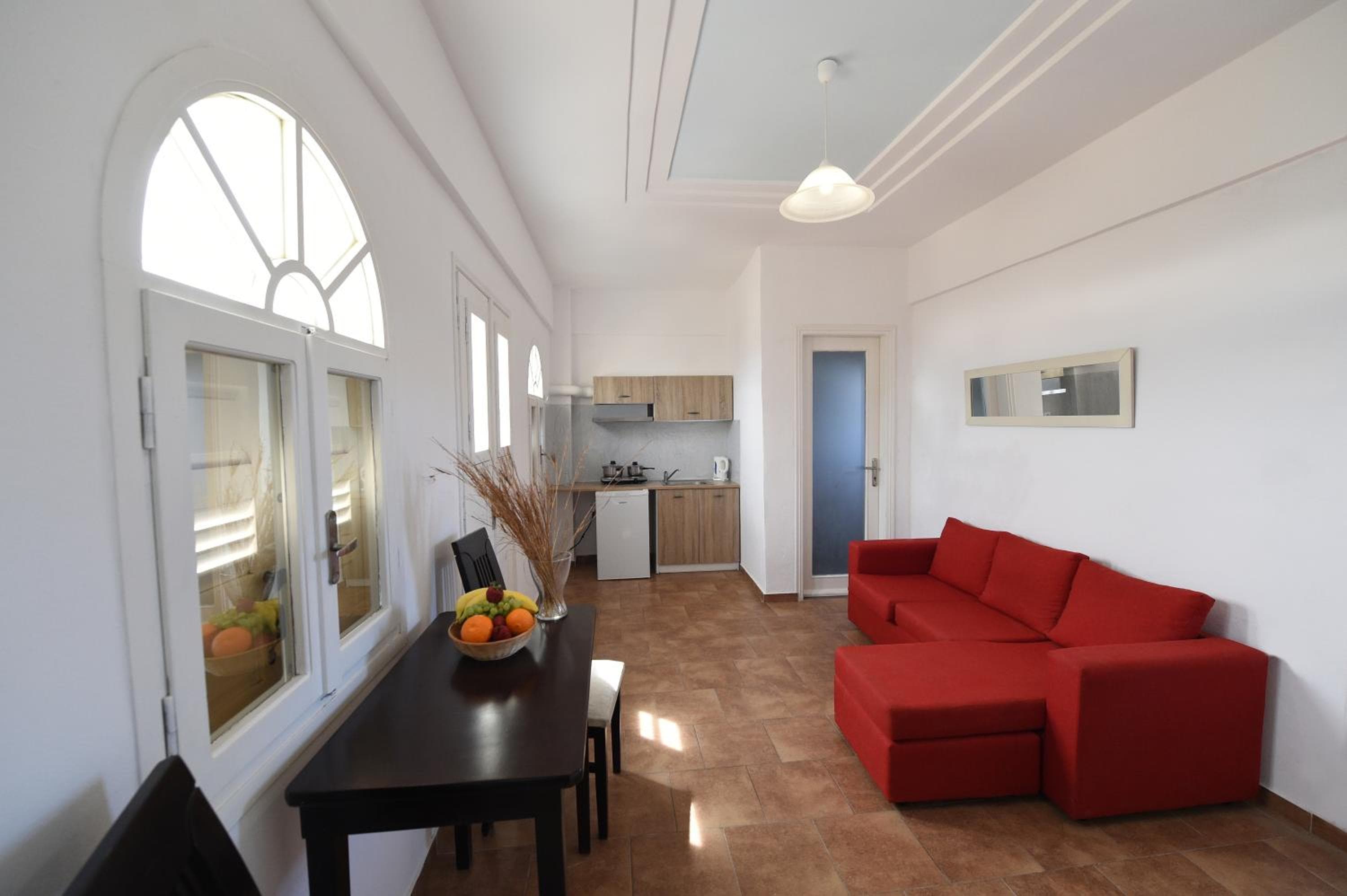 Leon Lux Apartment, Perivolos, photo 3