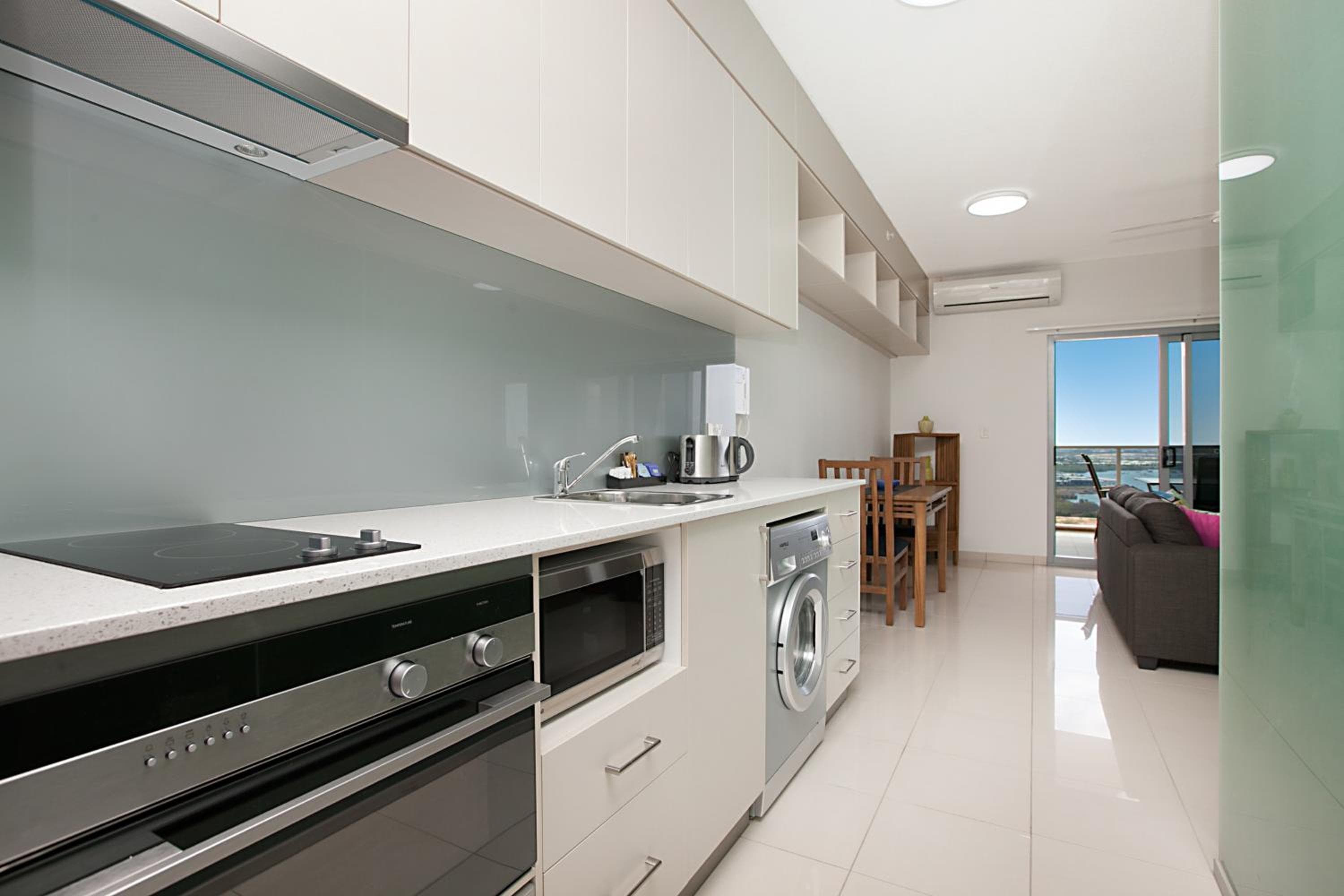 Ramada Suites by Wyndham Zen Quarter Darwin, Darwin, photo 4
