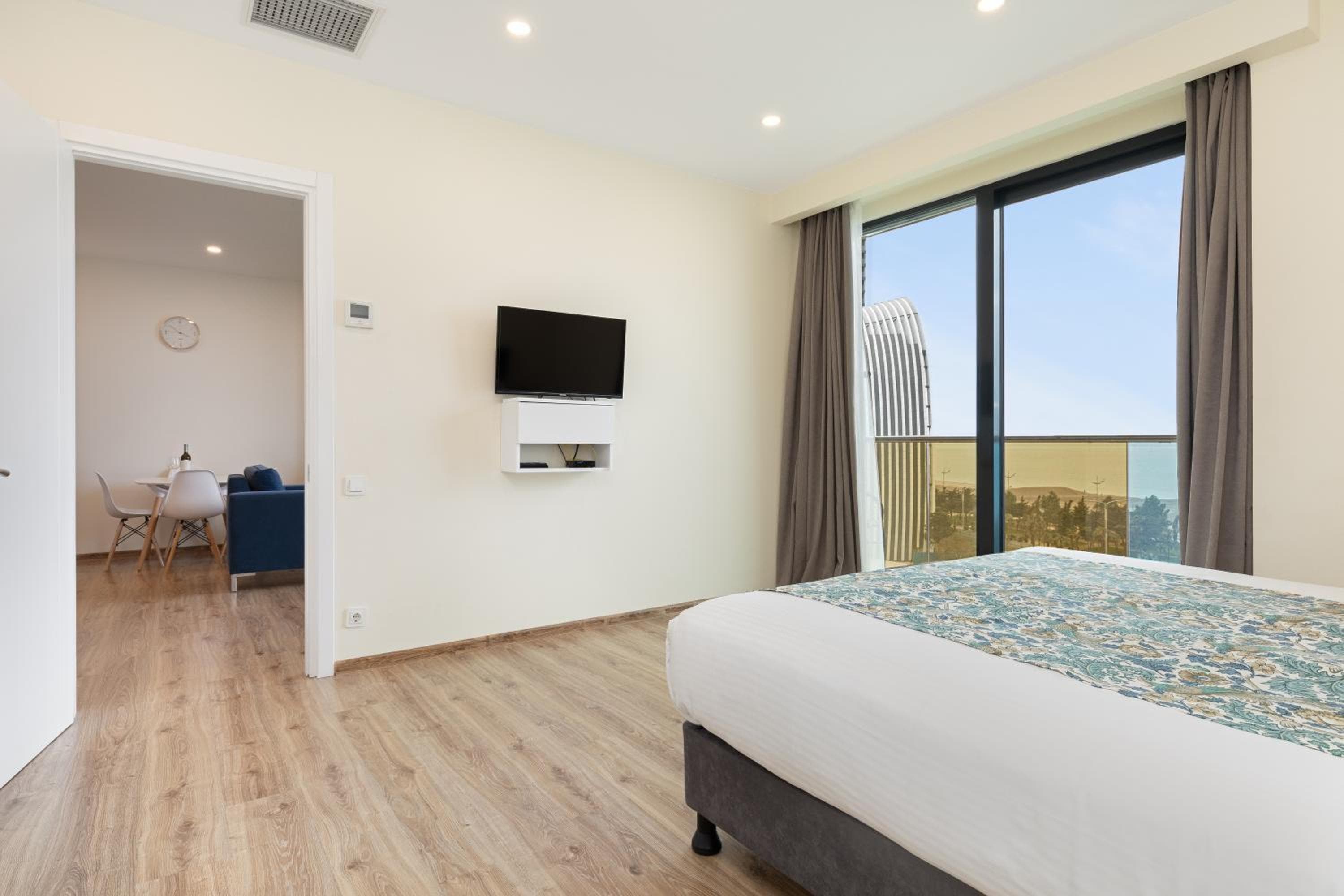 Bellevue Residence Suites, Batumi, photo 6