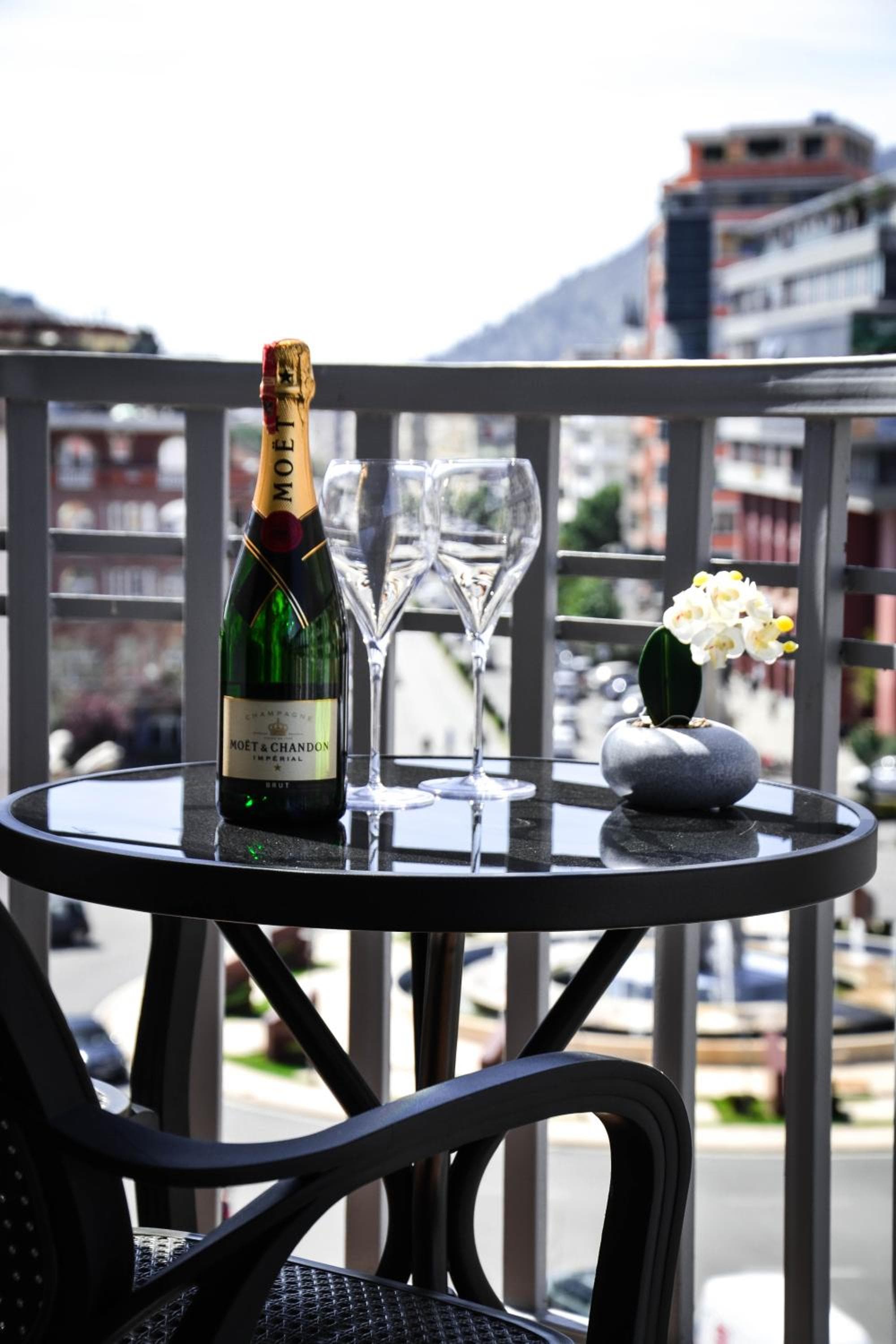 Horizont Apart-Hotel & City Center Balcony View, Shkodër, photo 5