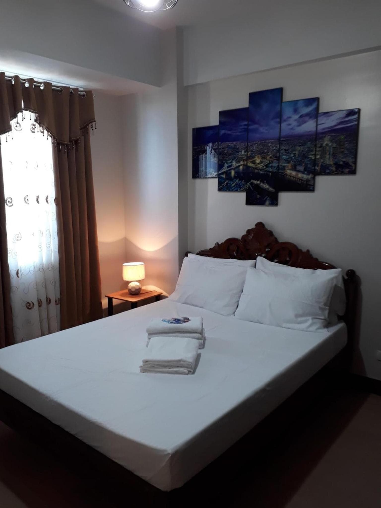 M&P’s Place Manhattan Heights Araneta City Cubao, Manila, photo 4