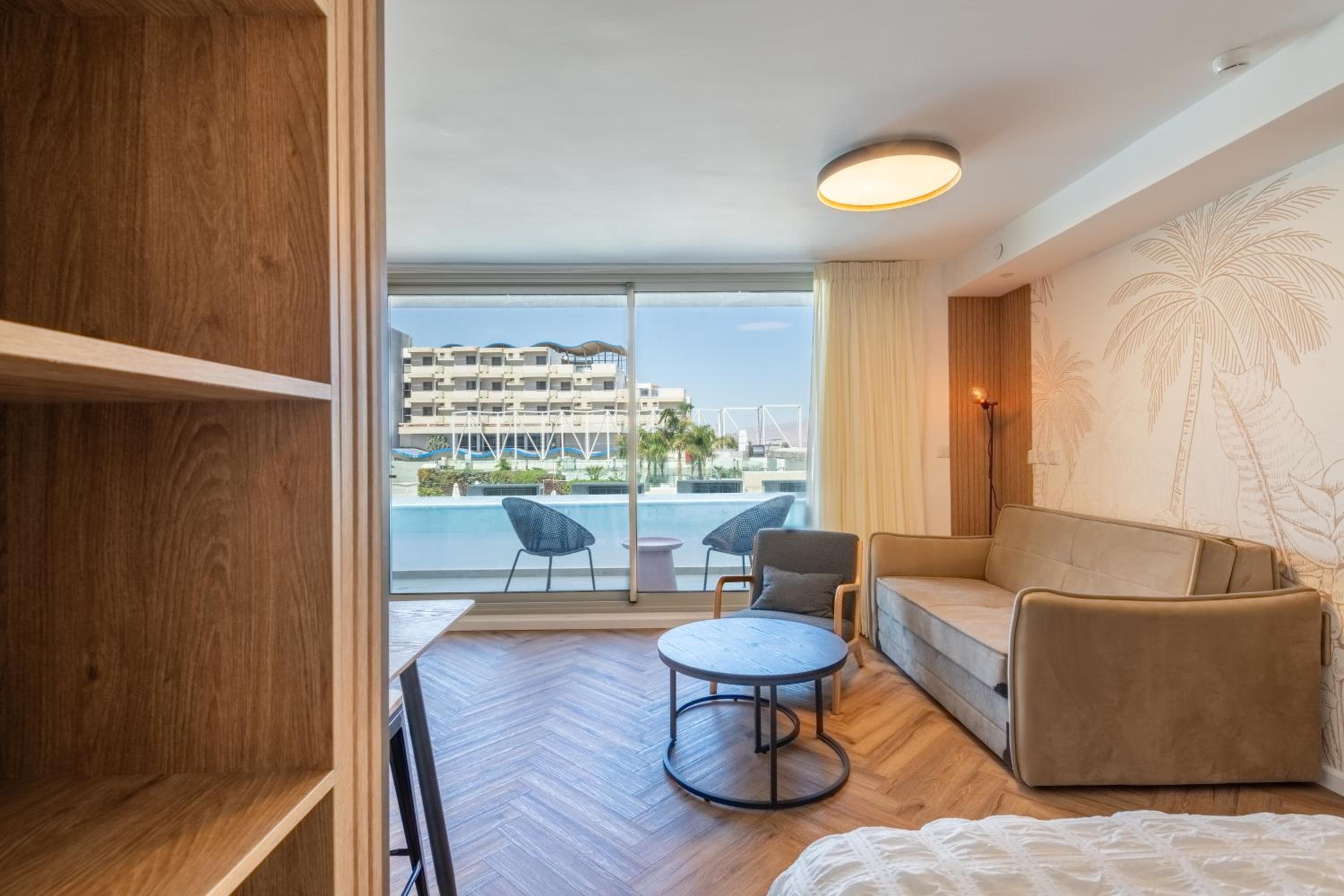 Sea View Coral - City Center Amazing Pool, Eilat, photo 2