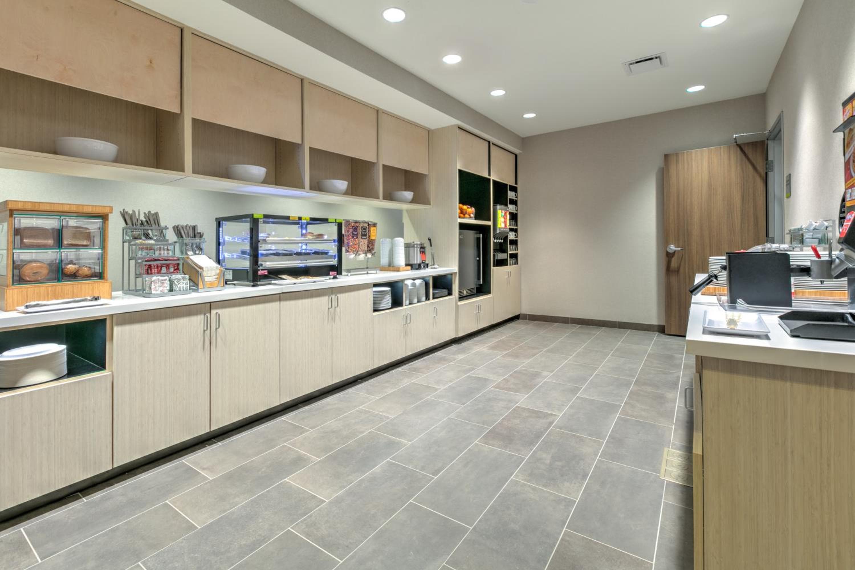 Home2 Suites By Hilton Tulsa Airport, Tulsa, photo 6