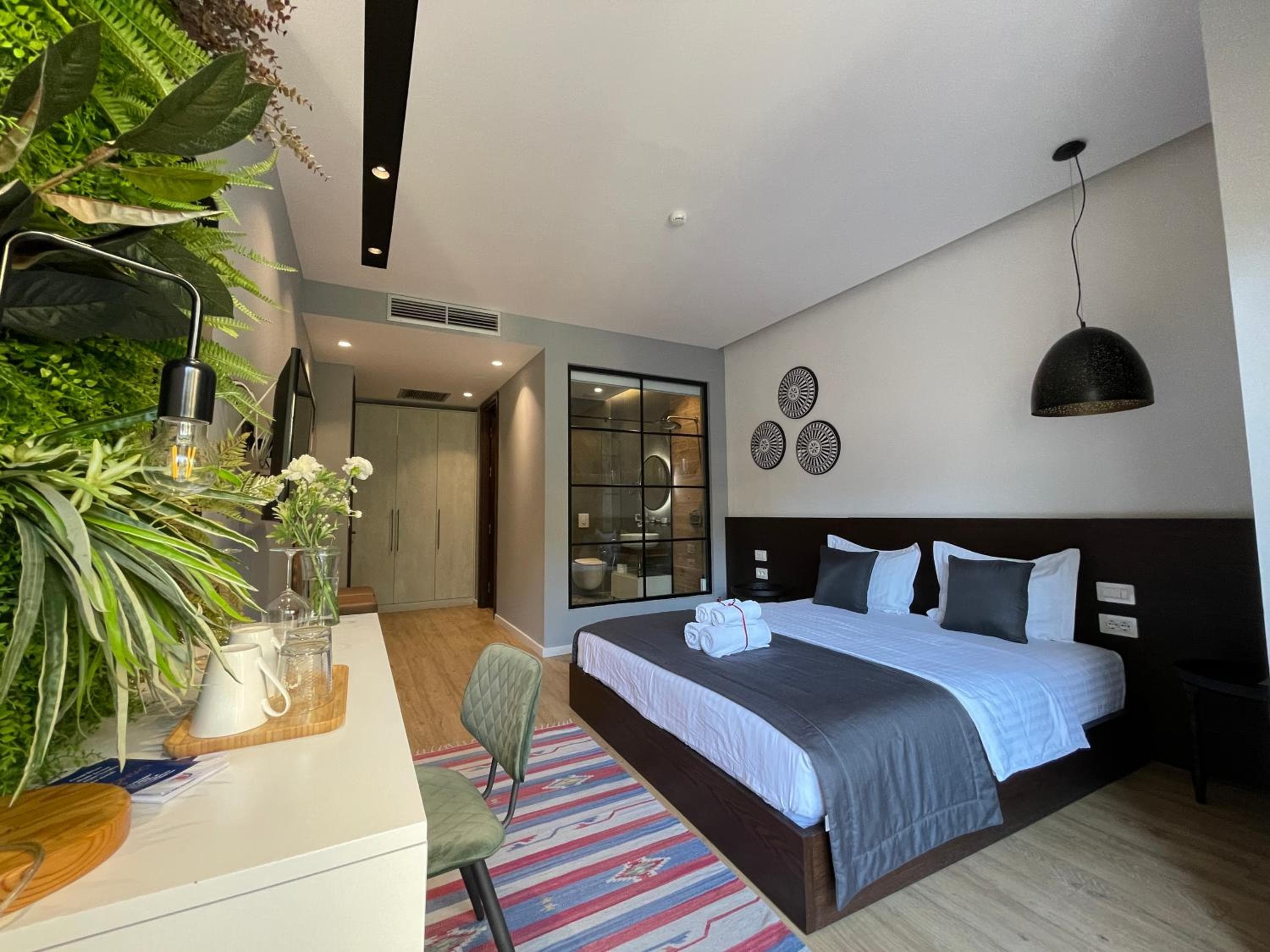 Retreat Apartments, Tirana
