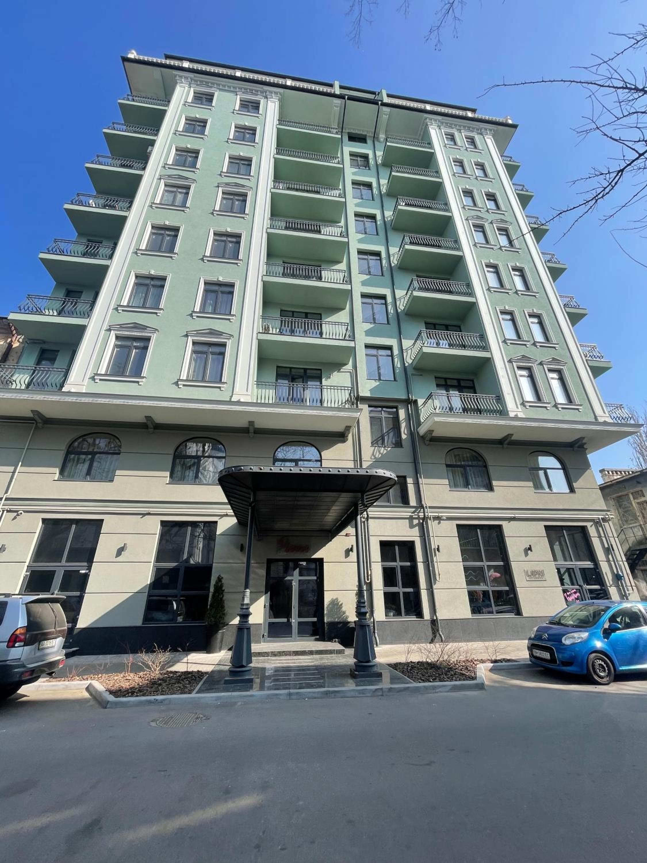 Pierre Apartments, Odesa