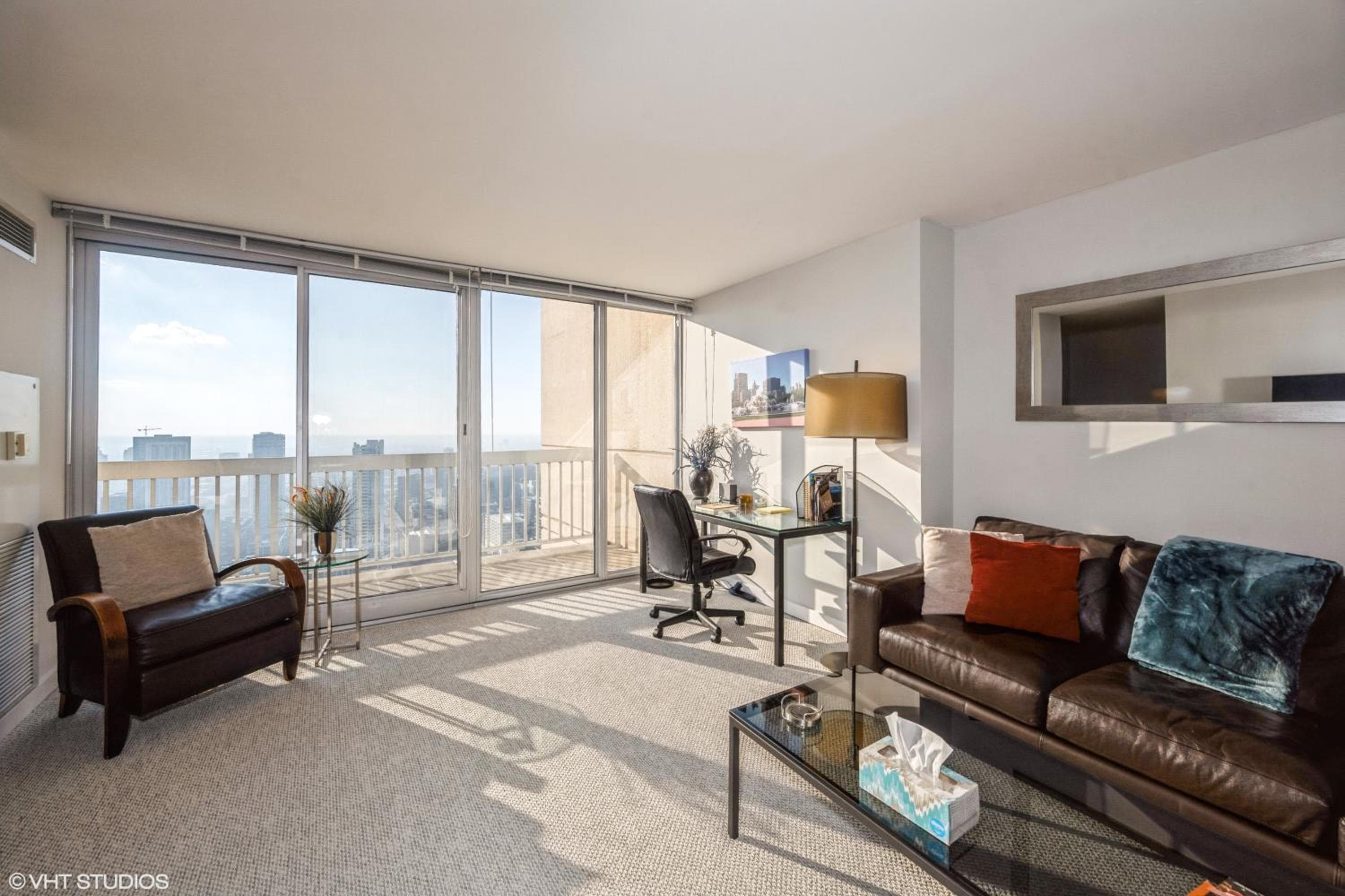 The Penthouse at Grand Plaza, Chicago, photo 6