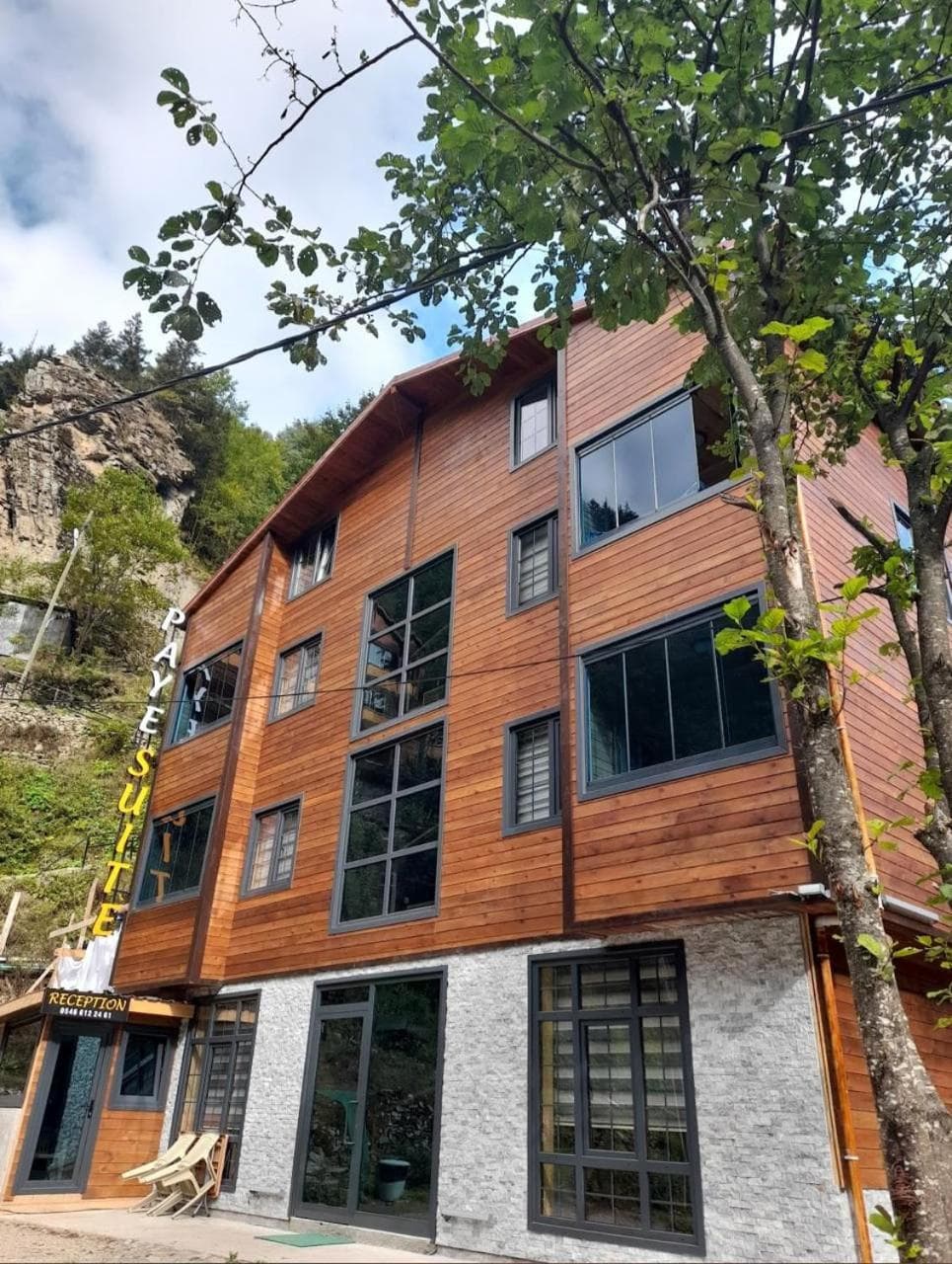 Paye Suite, Uzungol