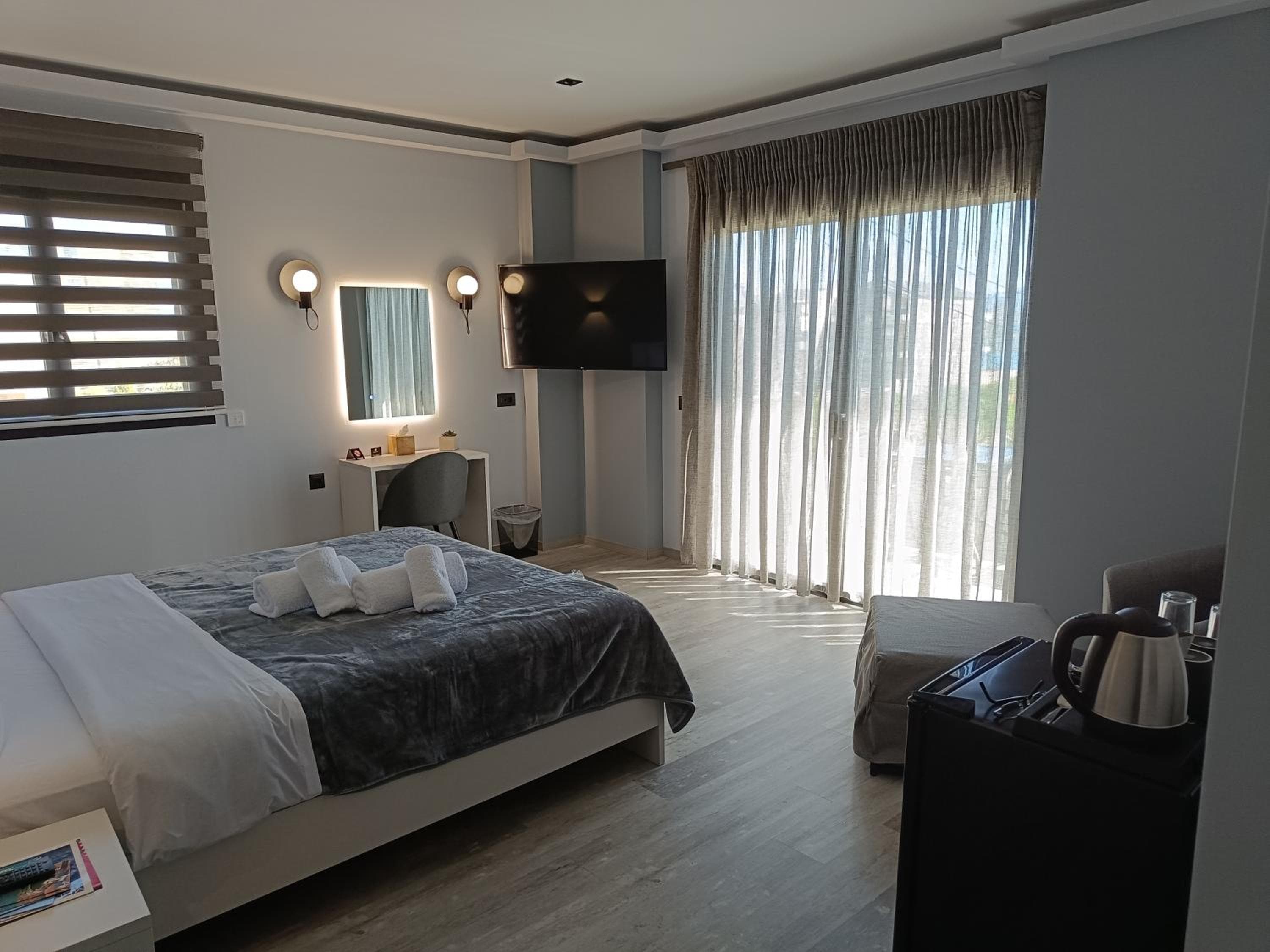 Oikos 9 Rooms and Suites, Nafpaktos, photo 5