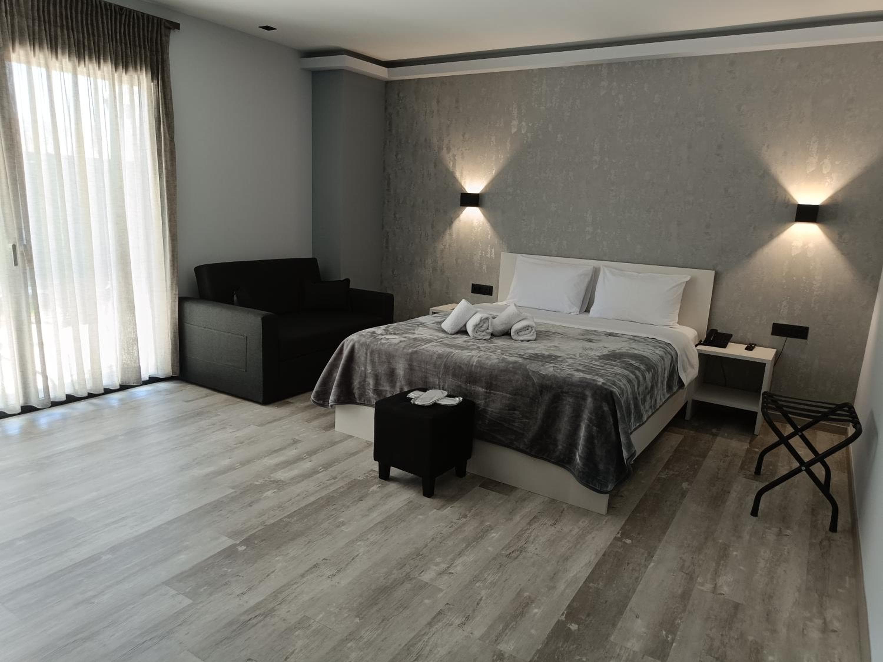 Oikos 9 Rooms and Suites, Nafpaktos, photo 3