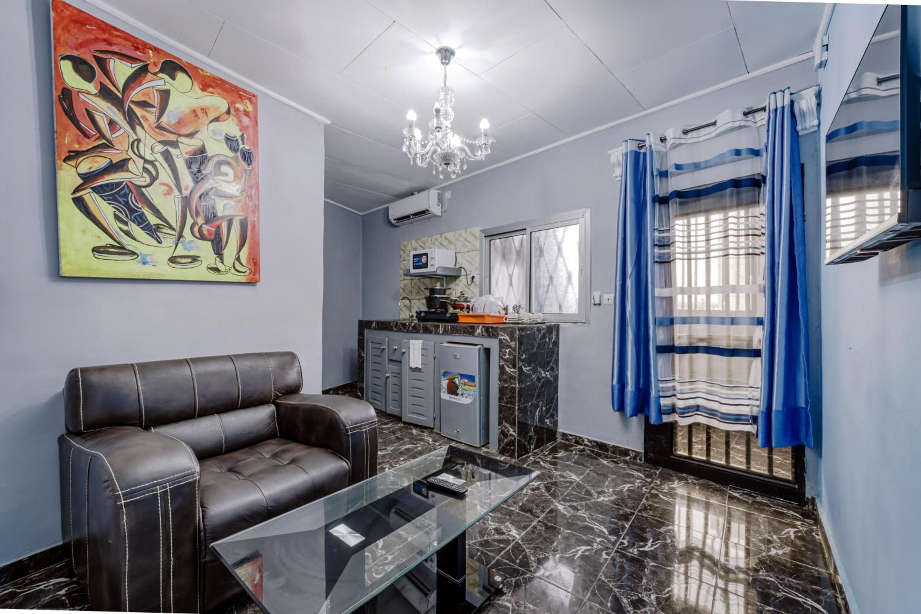 CAMERHOME "Low Cost", Douala, photo 3