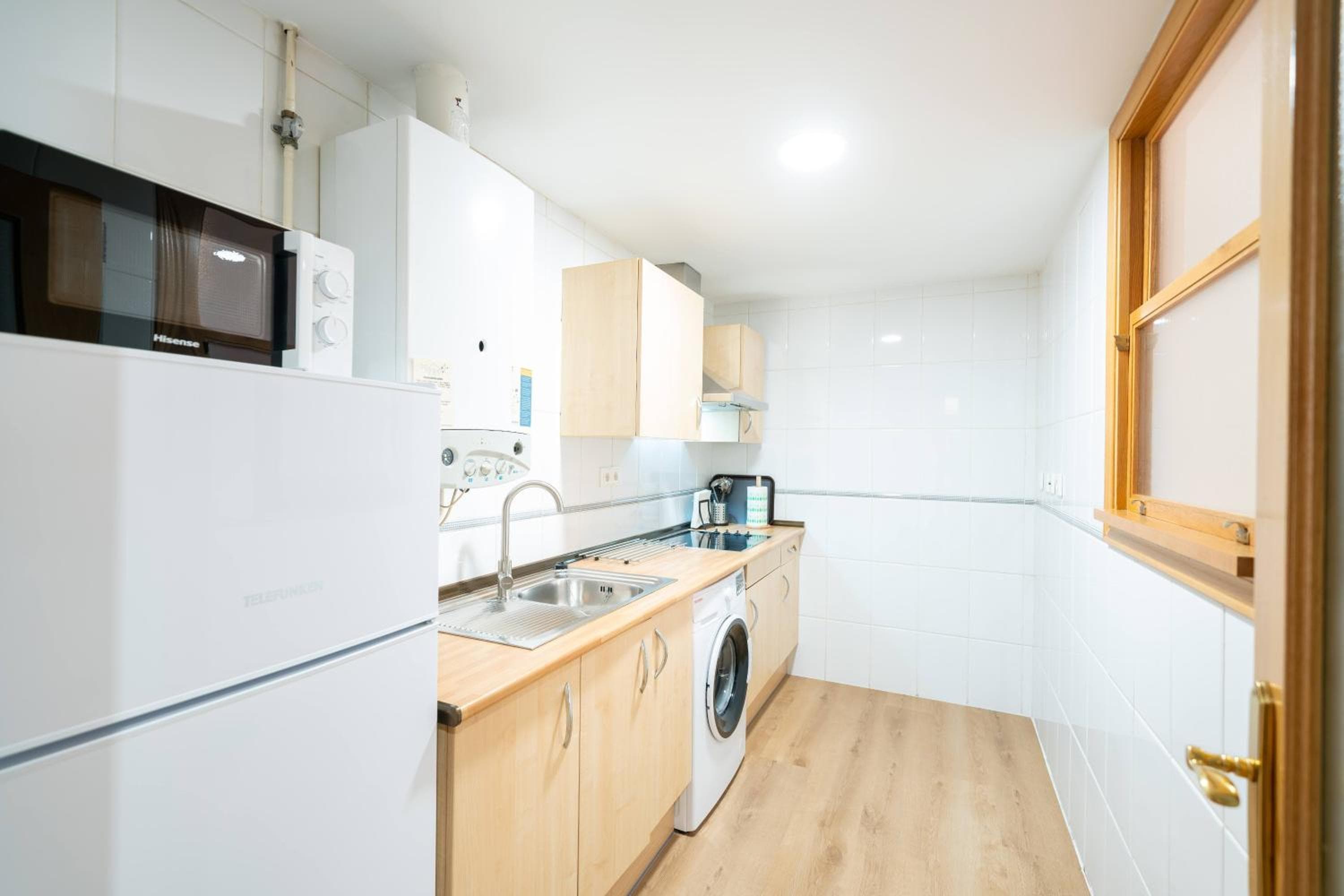 Apartamentos GO - Génova Parquesol - Parking Gratuito, Valladolid, photo 3