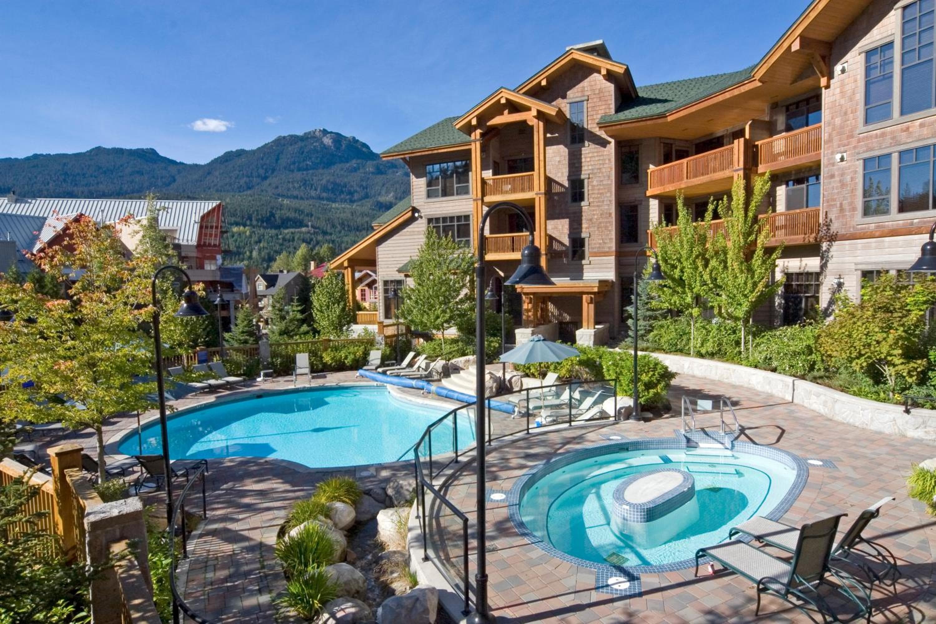 First Tracks Lodge, by Lodging Ovations, Whistler, photo 3