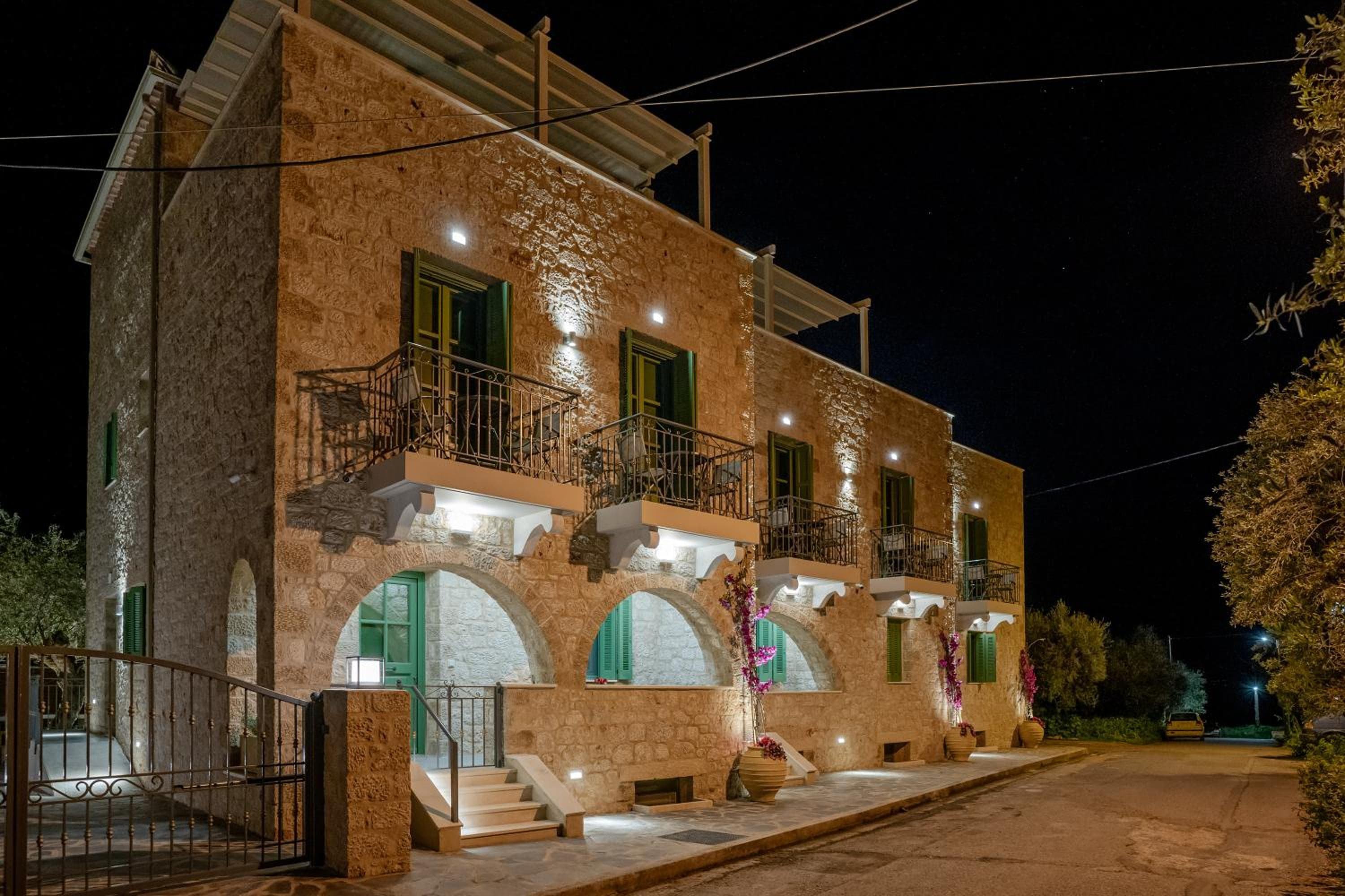 Olvio Suites, Kardamili