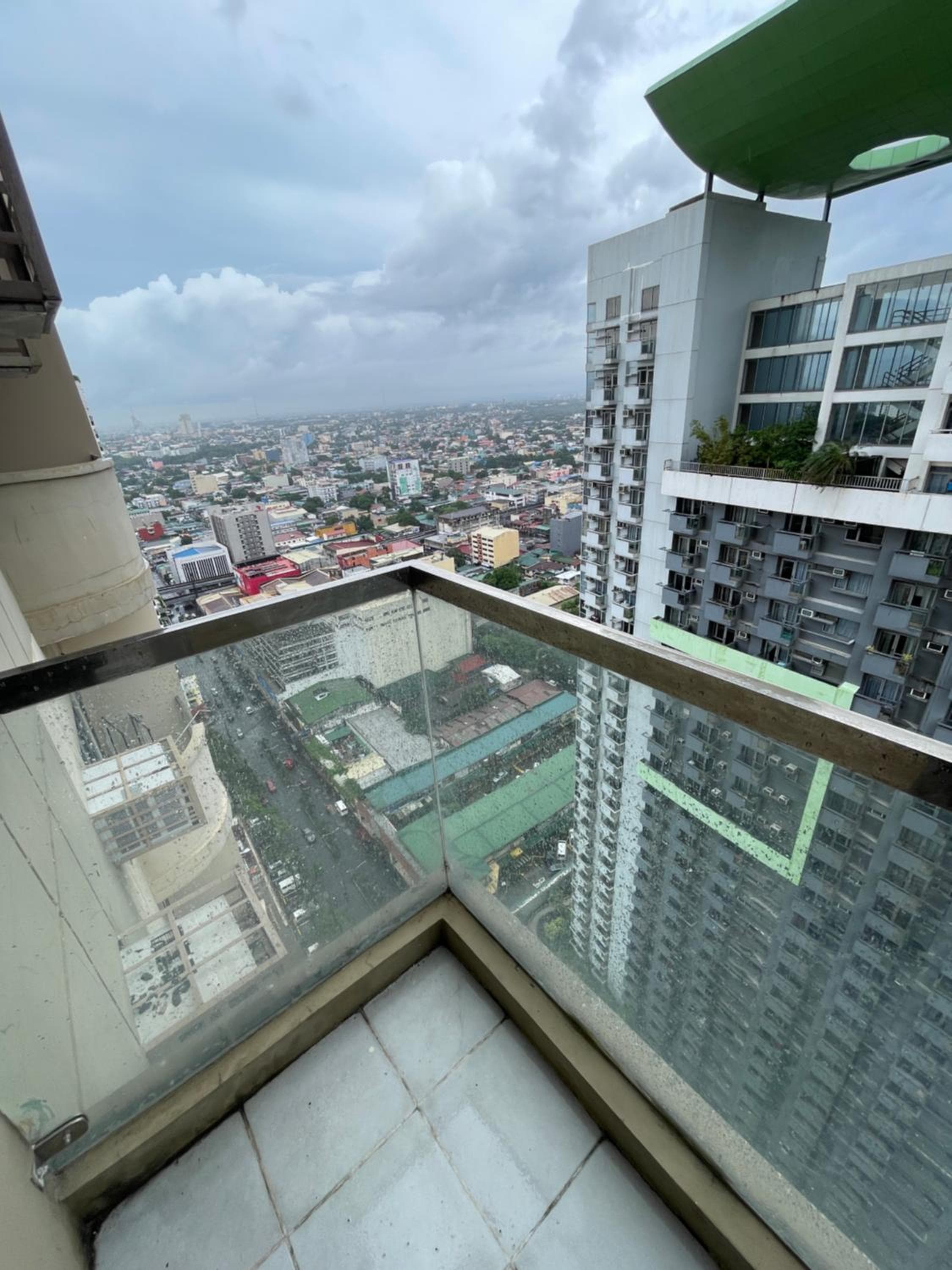 Manhattan Plaza tower 1, Manila, photo 2