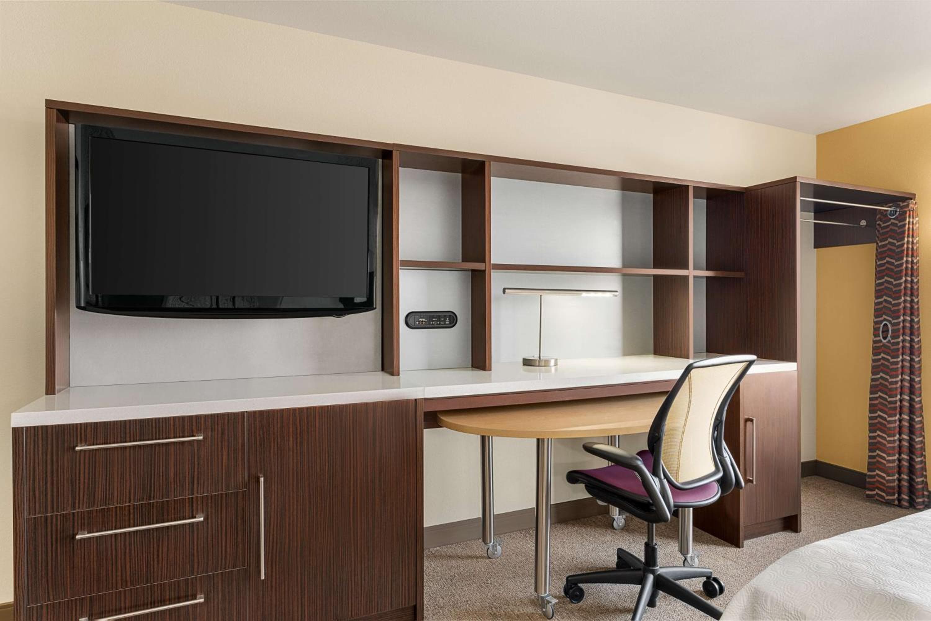 Home2 Suites by Hilton Salt Lake City/Layton, Layton, photo 3