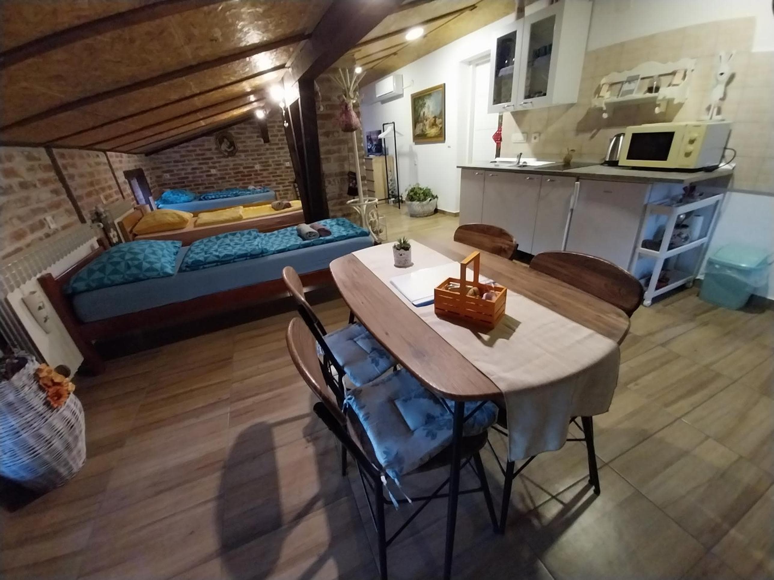 Apartment Ada bed & breakfast, Gračac, photo 6