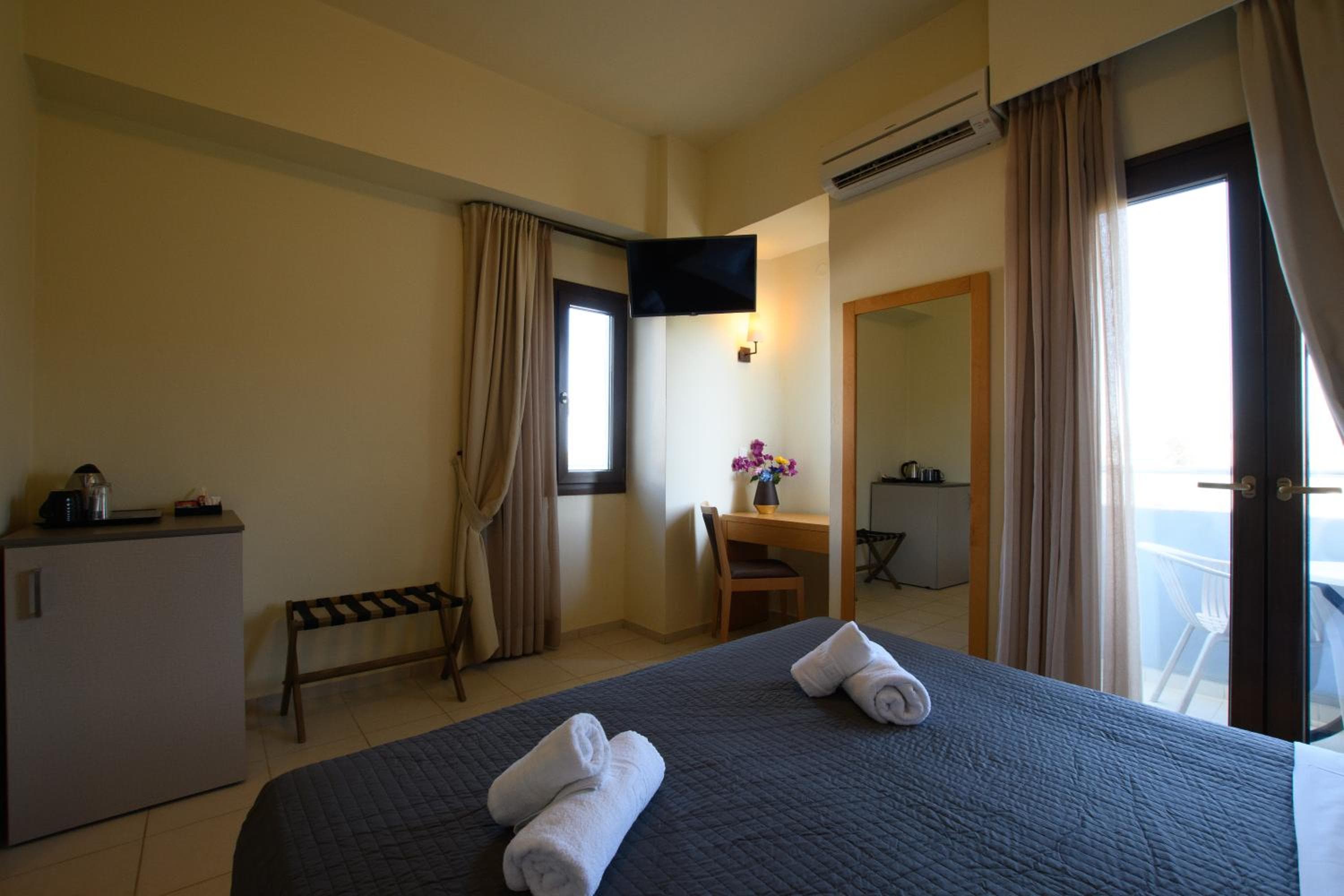 Dimitra Hotel & Apartments by Omilos Hotels, Kokkíni Khánion, photo 6