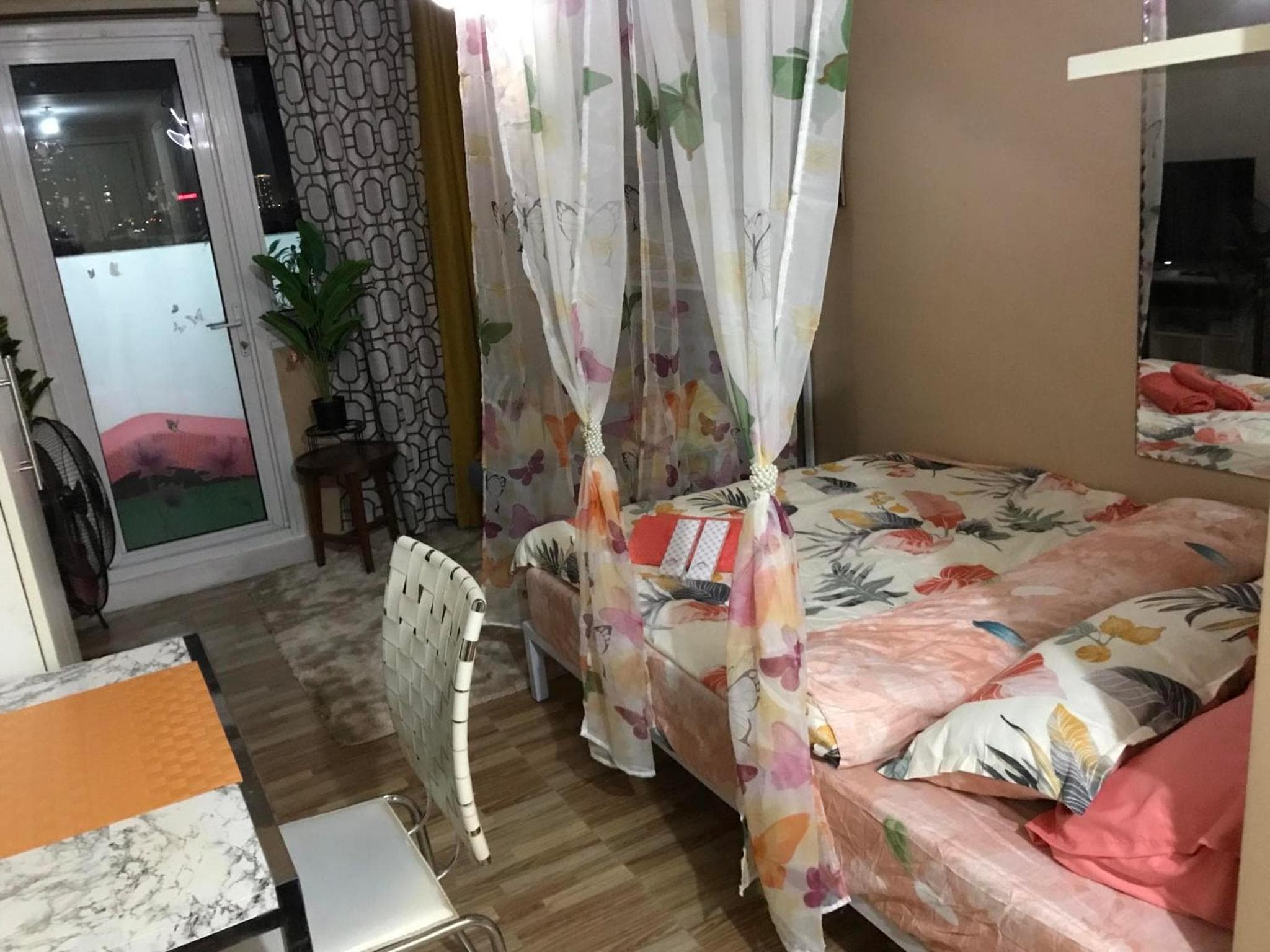 5 minutes to Jazz Mall! Studio-type condo 100mbps, Manila, photo 5