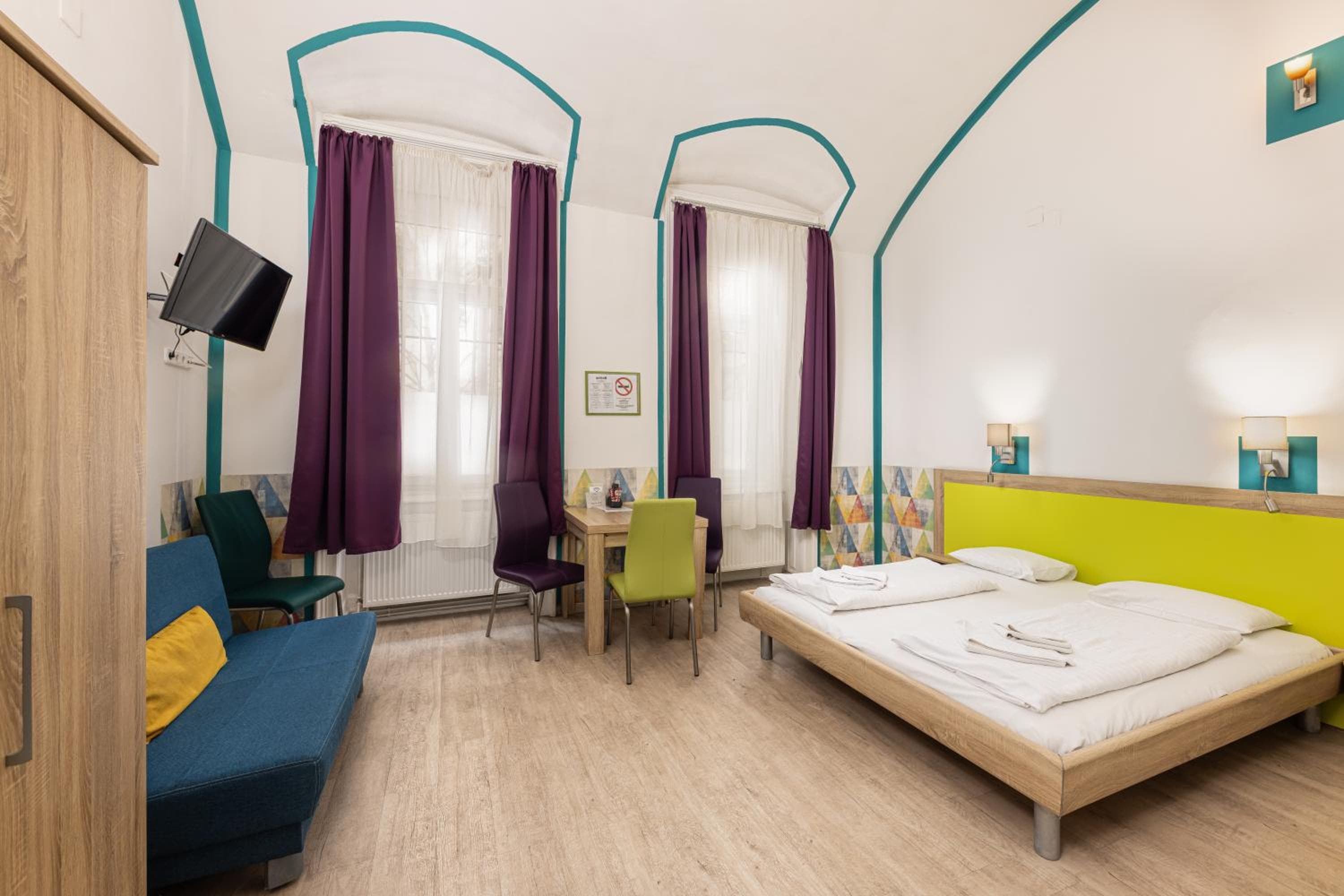 Amber Gardenview Studios Downtown, Budapest, photo 2