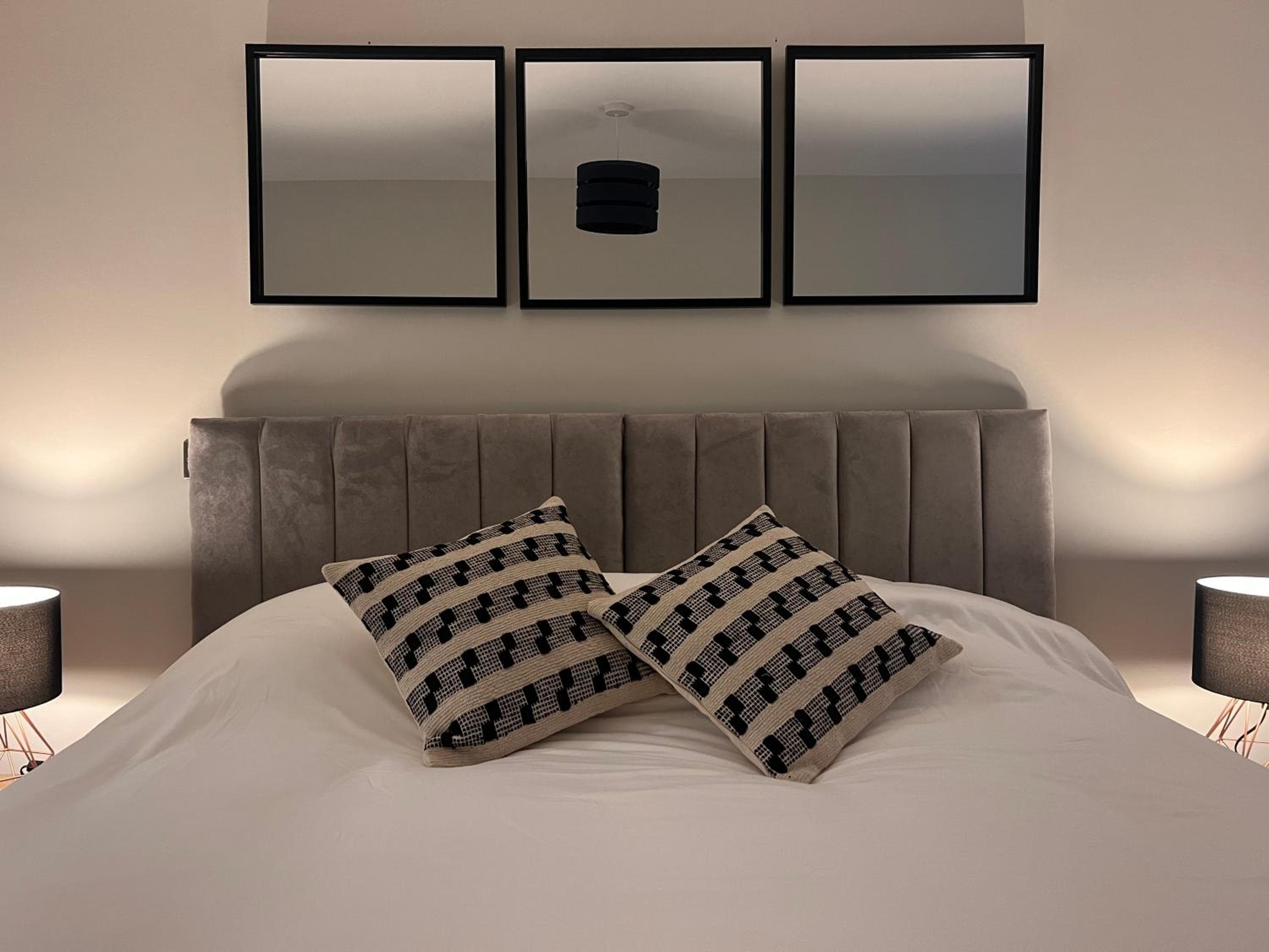 Modern Apartment - BHX NEC - Free Secure Gated Parking, Solihull, photo 3