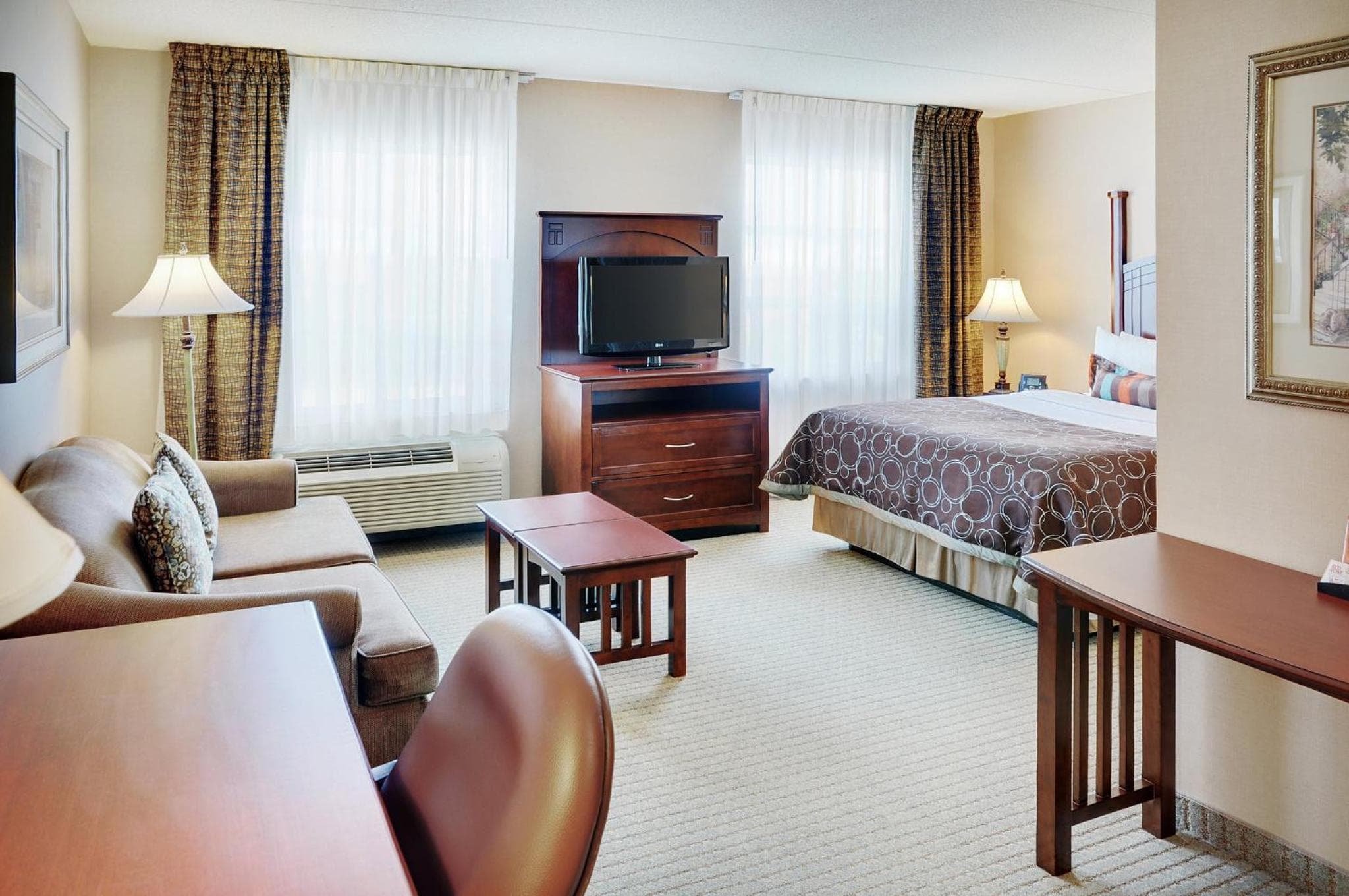 Staybridge Suites Oakville Burlington by IHG, Oakville, photo 2