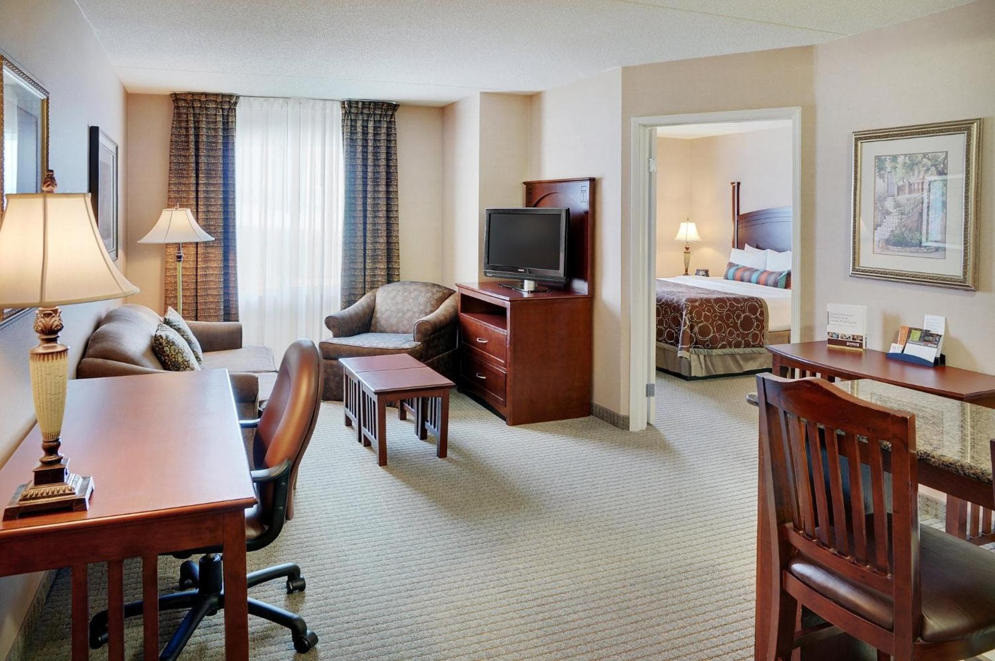 Staybridge Suites Oakville Burlington by IHG, Oakville, photo 3