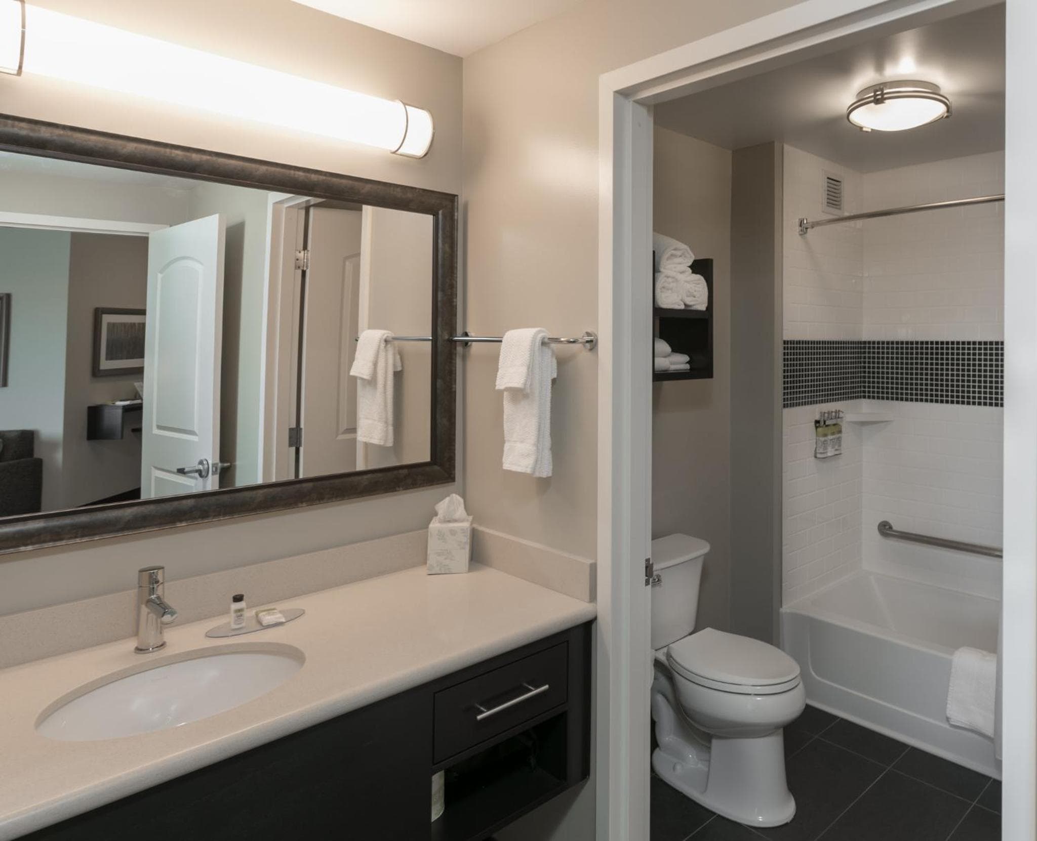 Staybridge Suites - Saskatoon - University by IHG, Saskatoon, photo 4