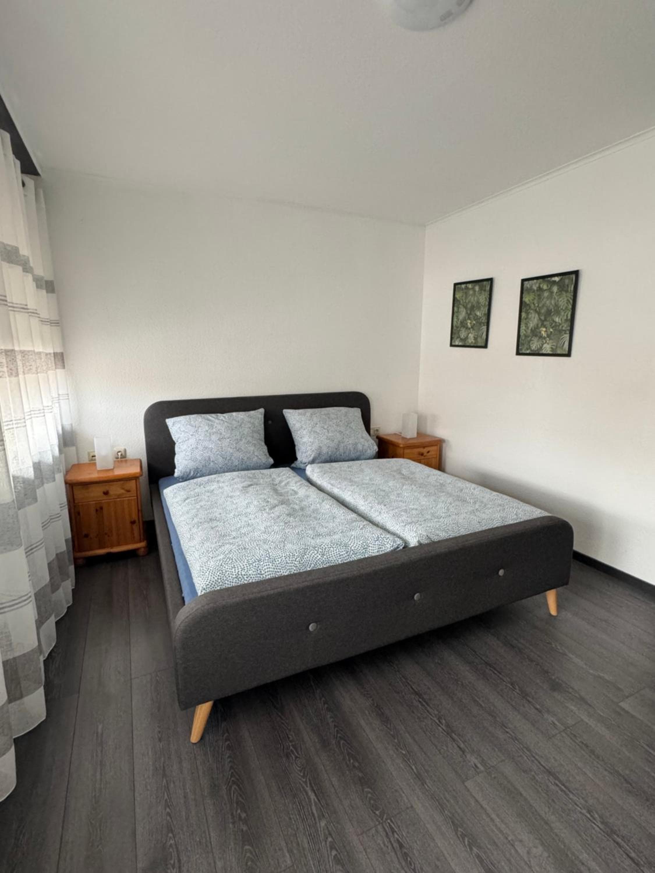 Bedroom at Gästehaus Zur Schmiede