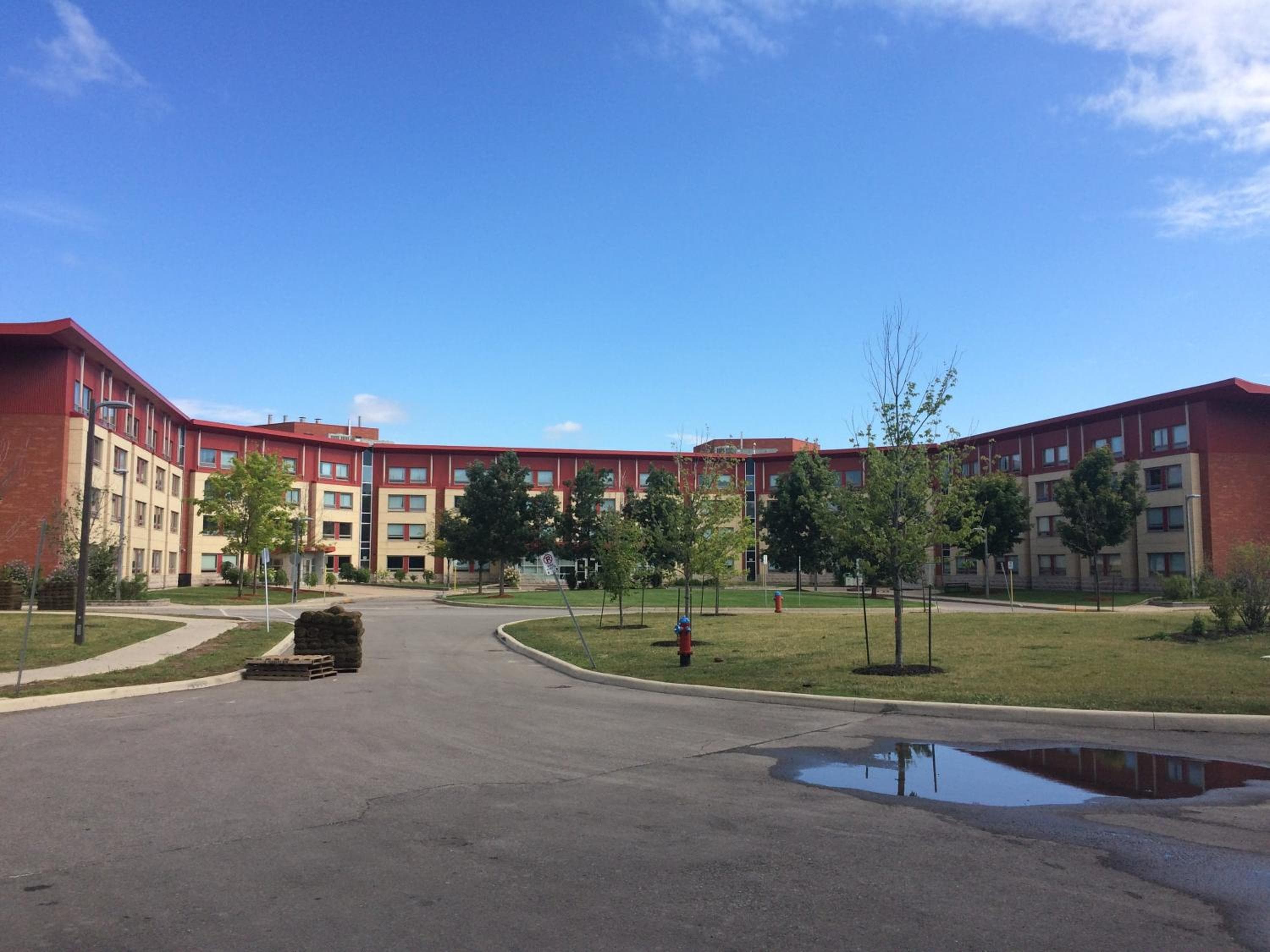 Residence & Conference Centre - Oakville, Oakville, photo 2