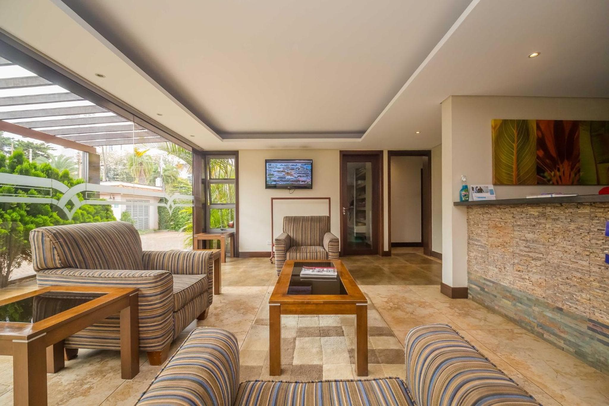 Taarifa Suites by Dunhill Serviced Apartments, Nairobi, photo 2