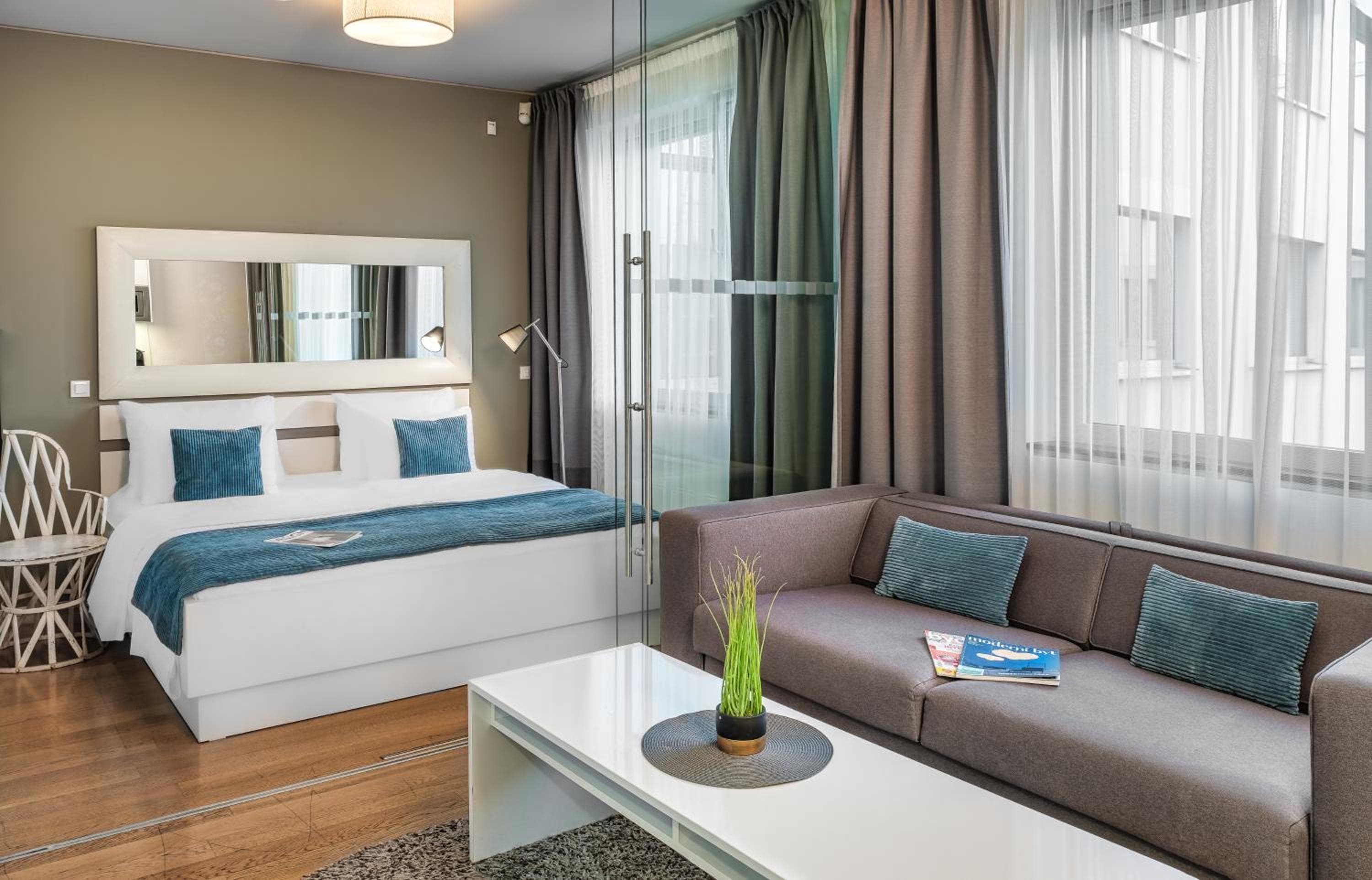 VN3 Terraces Suites by Adrez, Prague, photo 3