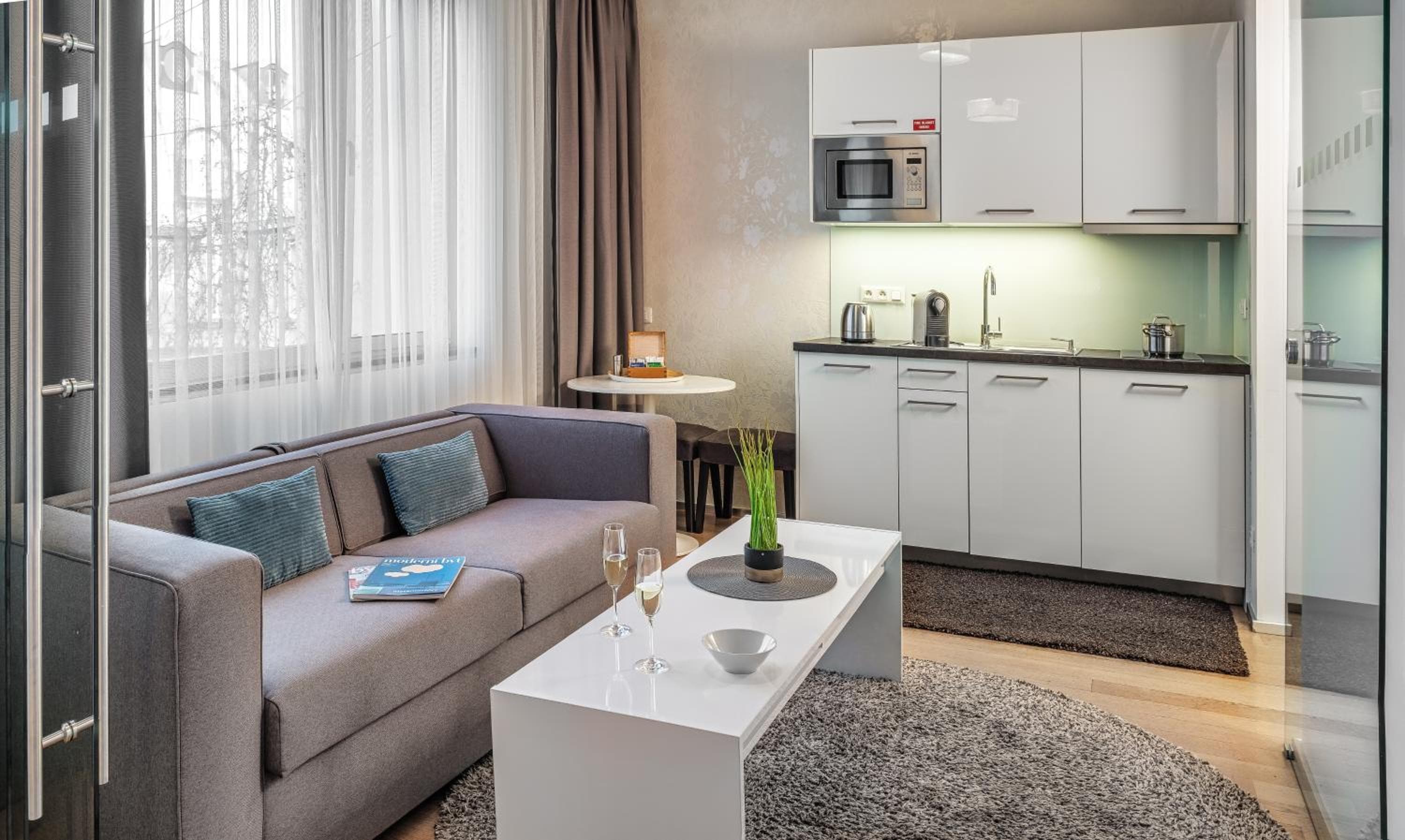 VN3 Terraces Suites by Adrez, Prague, photo 6