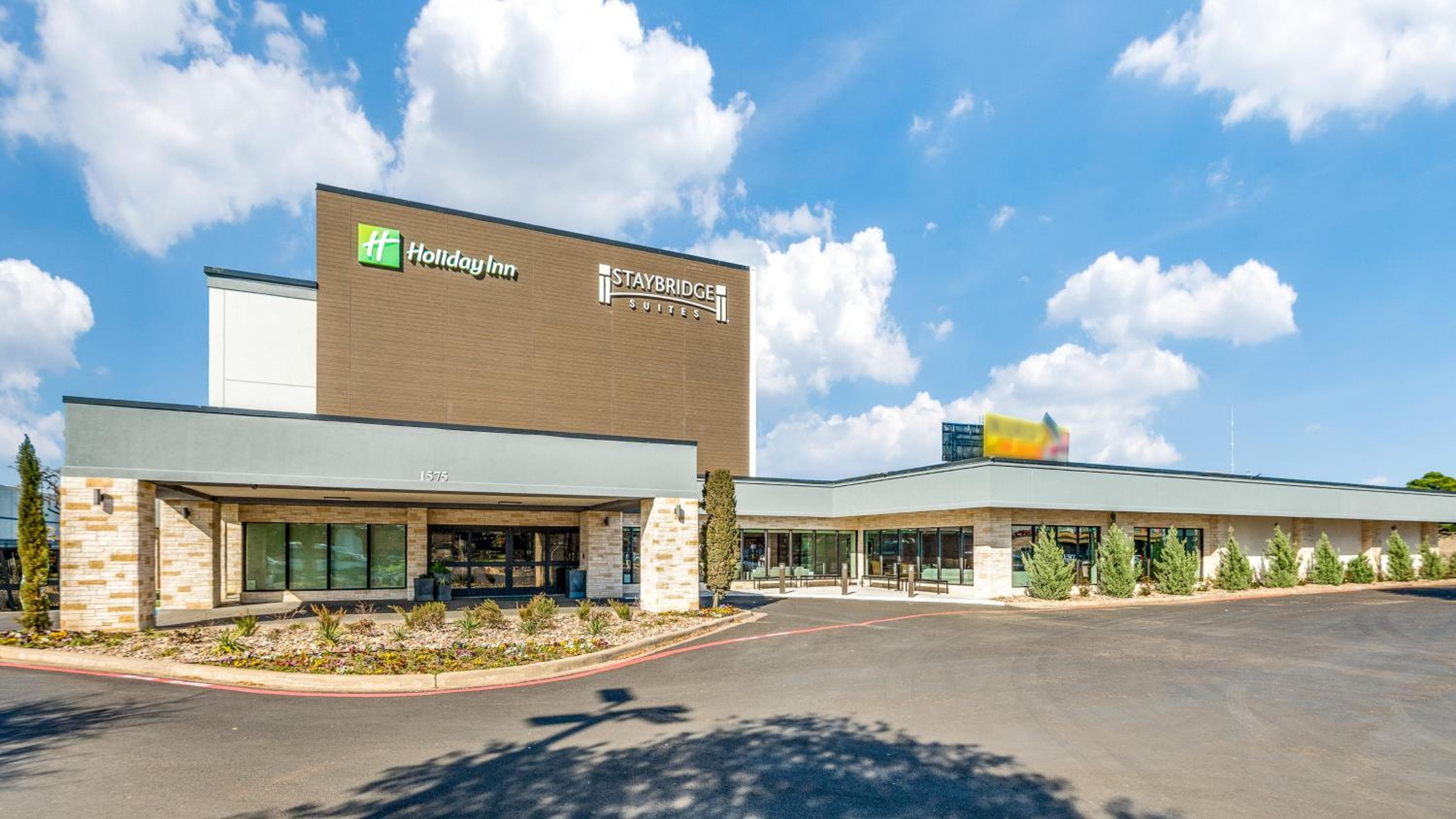Staybridge Suites Dallas Market Ctr Love Field by IHG, Dallas