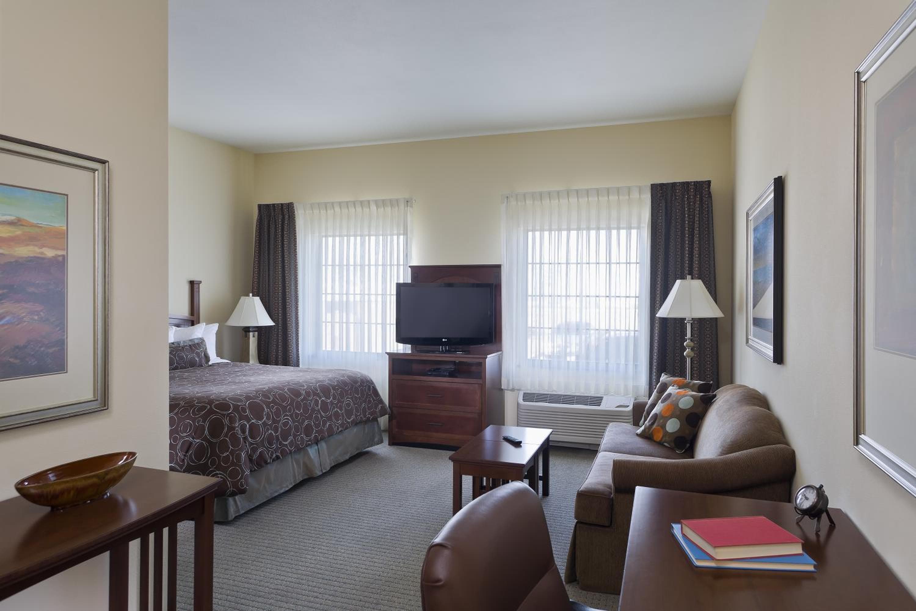 Staybridge Suites El Paso Airport by IHG, El Paso, photo 3